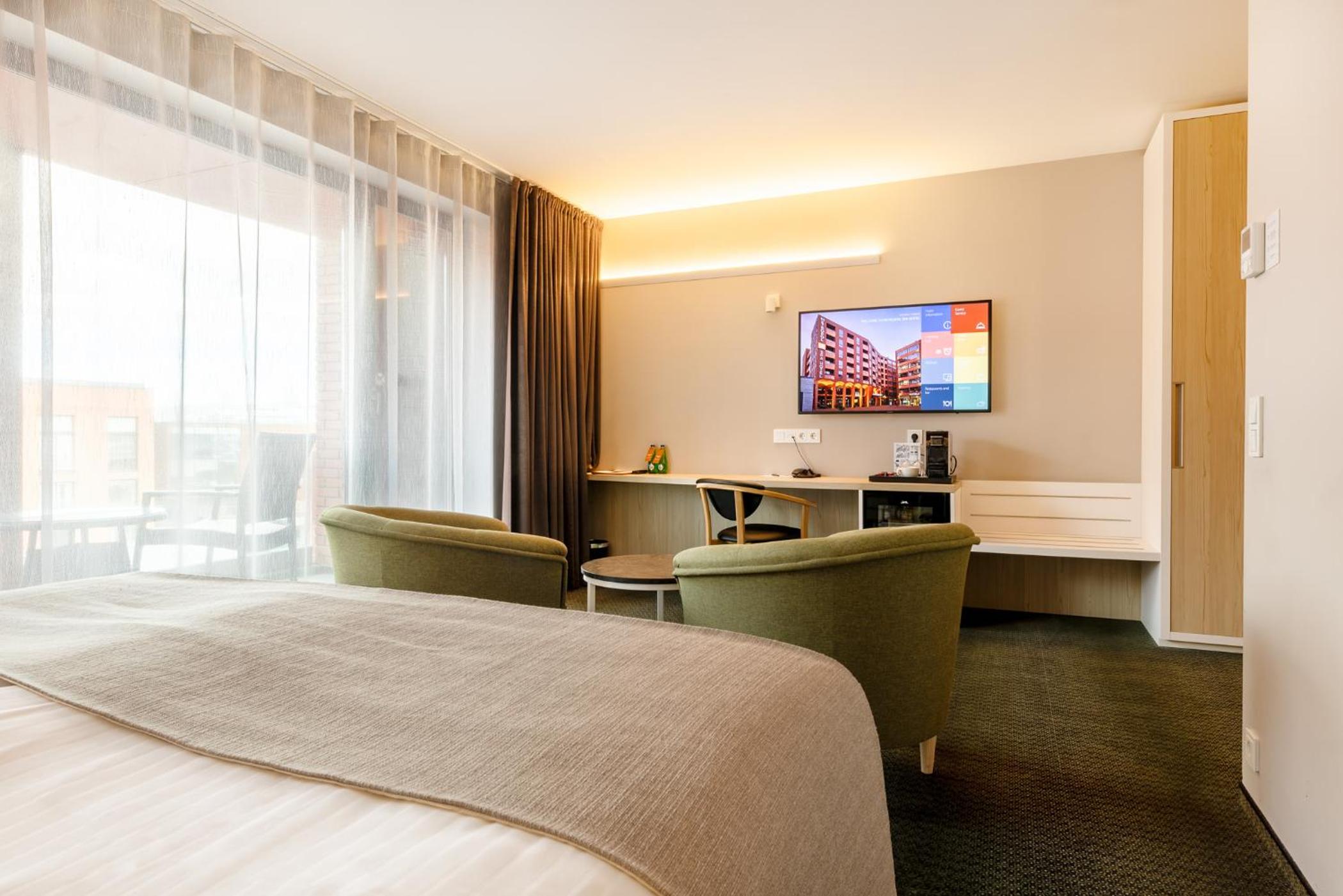 Deluxe Double Room with Balcony
