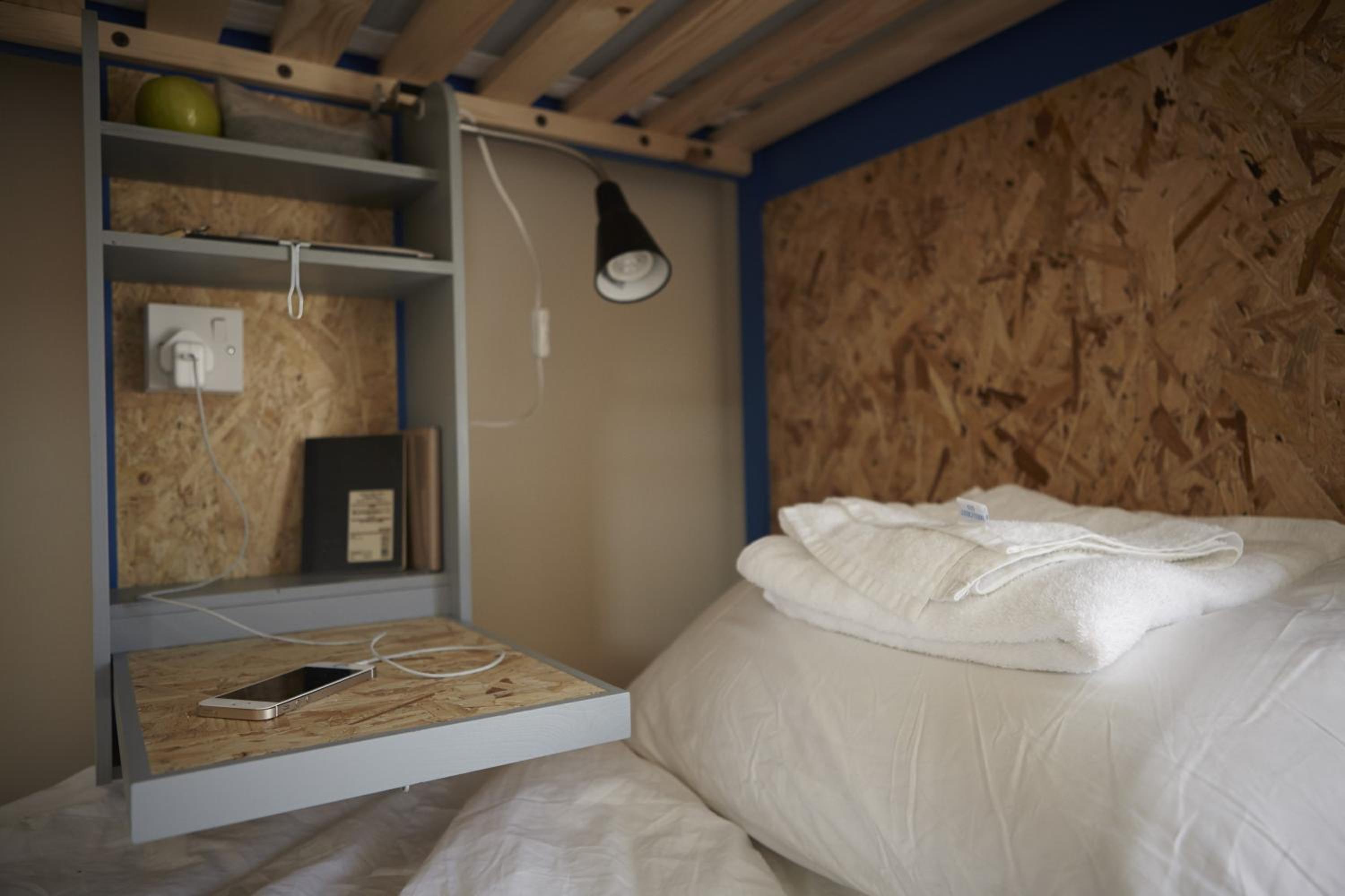 Bed in 8-Bed Mixed Dormitory Room photo 3