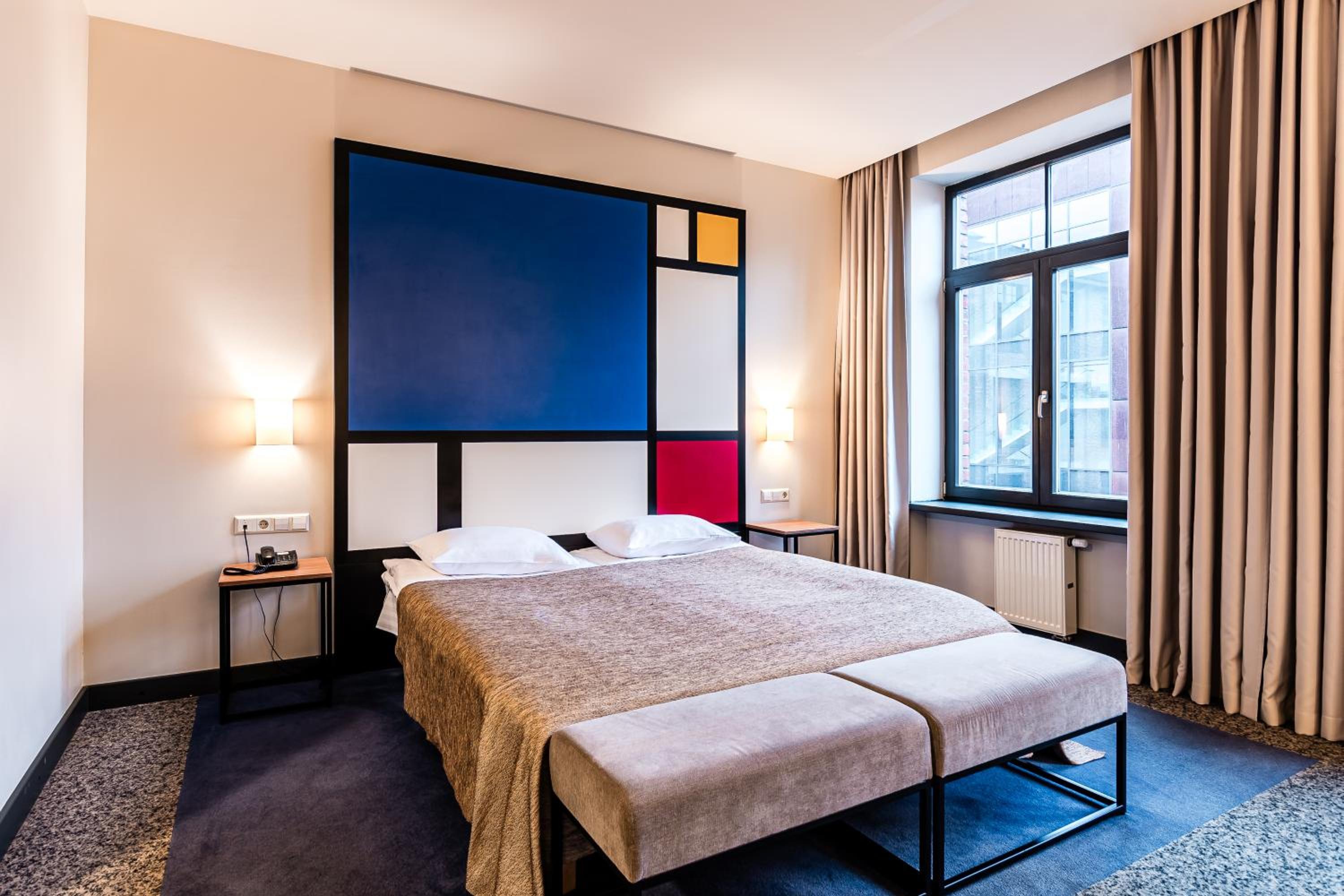 Standard Double Room - Photo 10