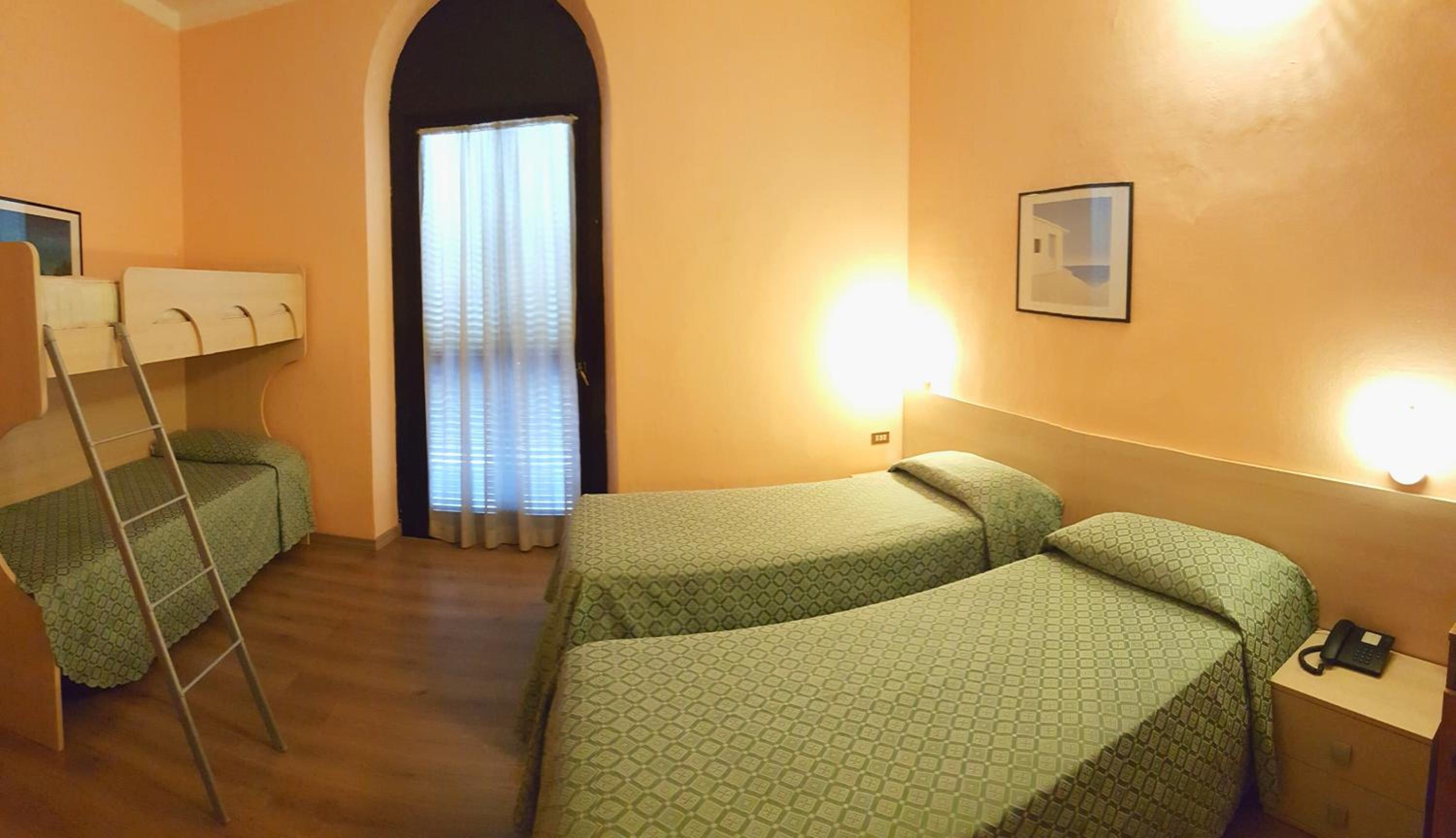 Triple Room - Photo 4