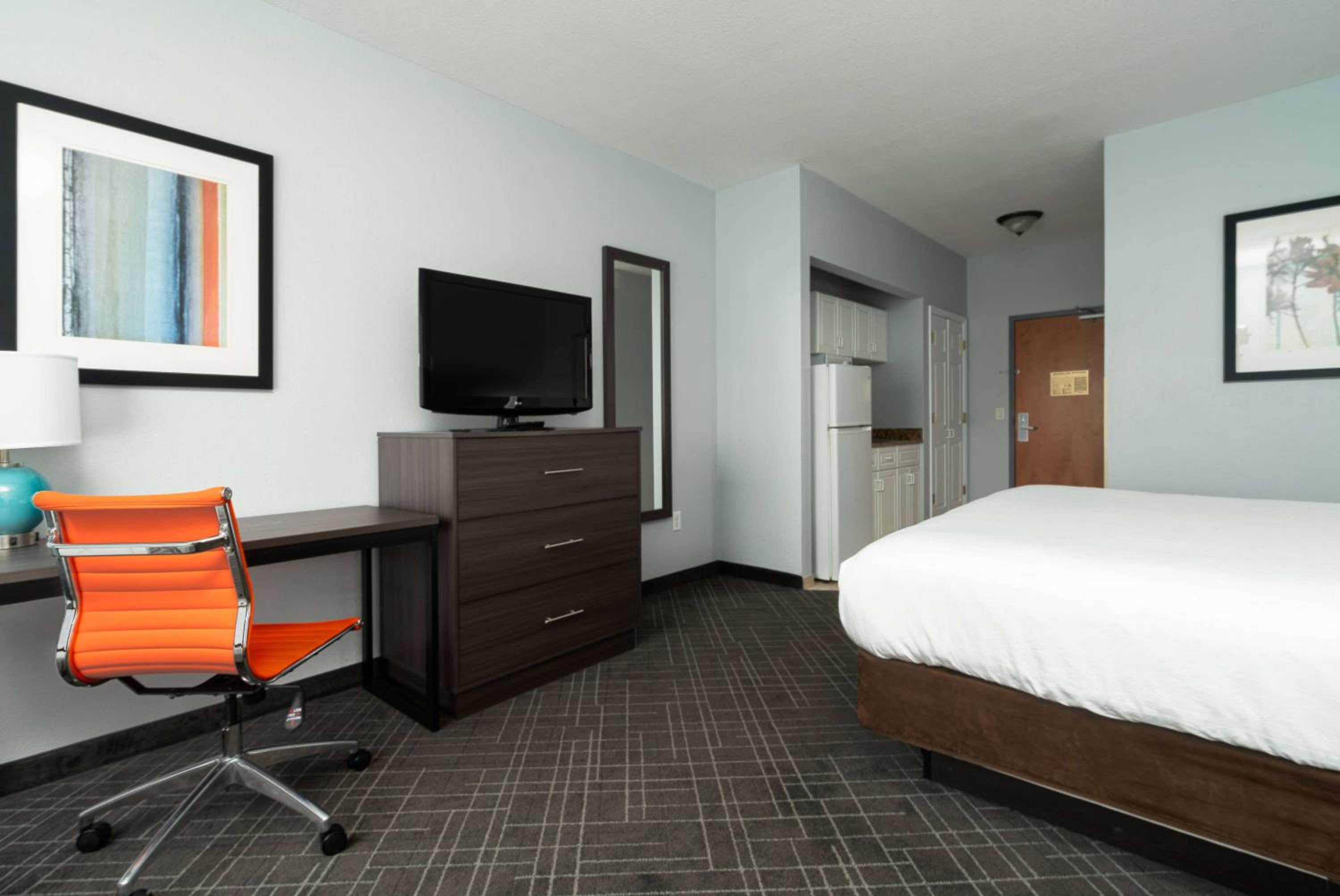King Room - Non-Smoking photo 1