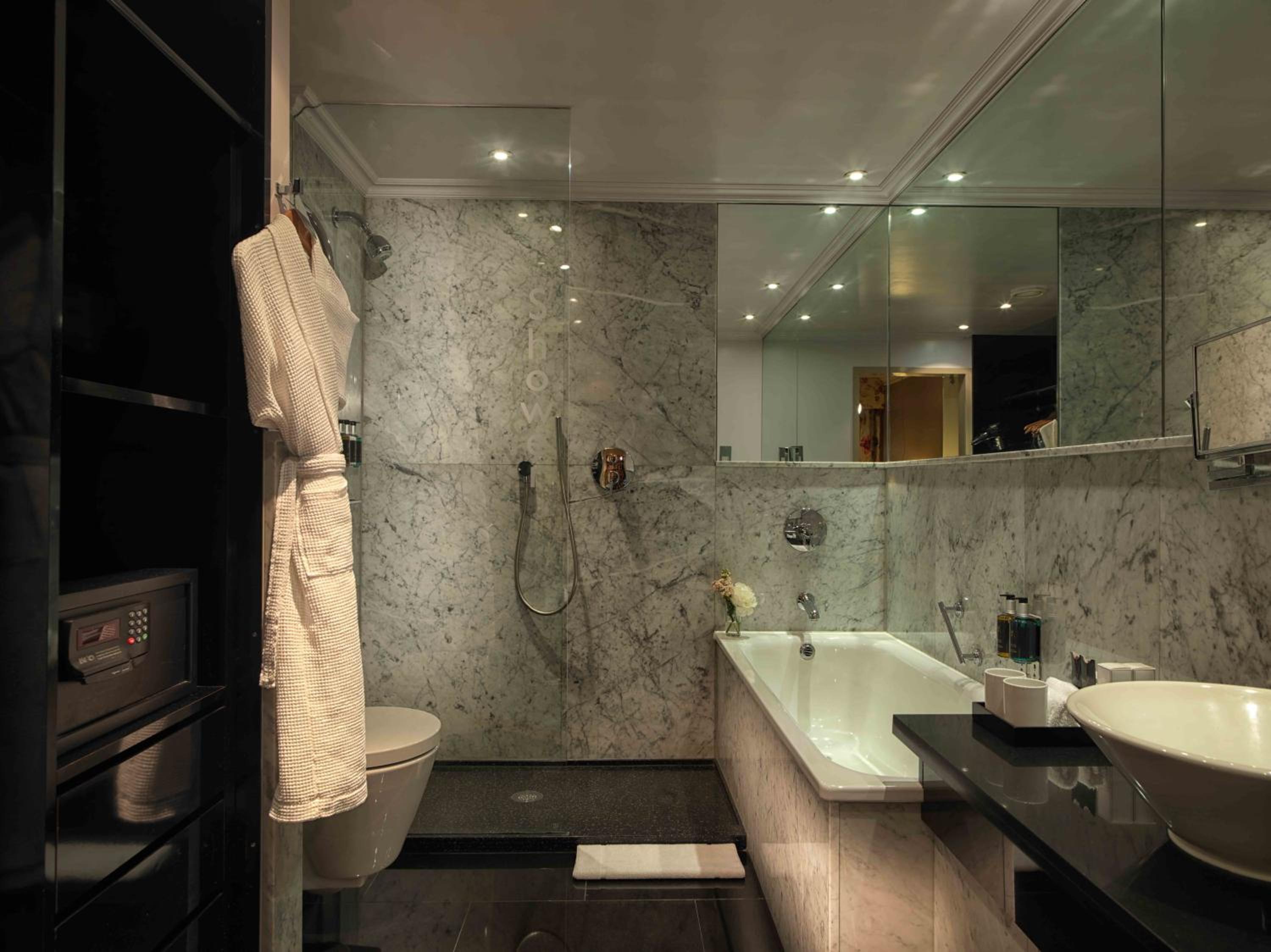 Collection Premium Executive Room thumbnail 5