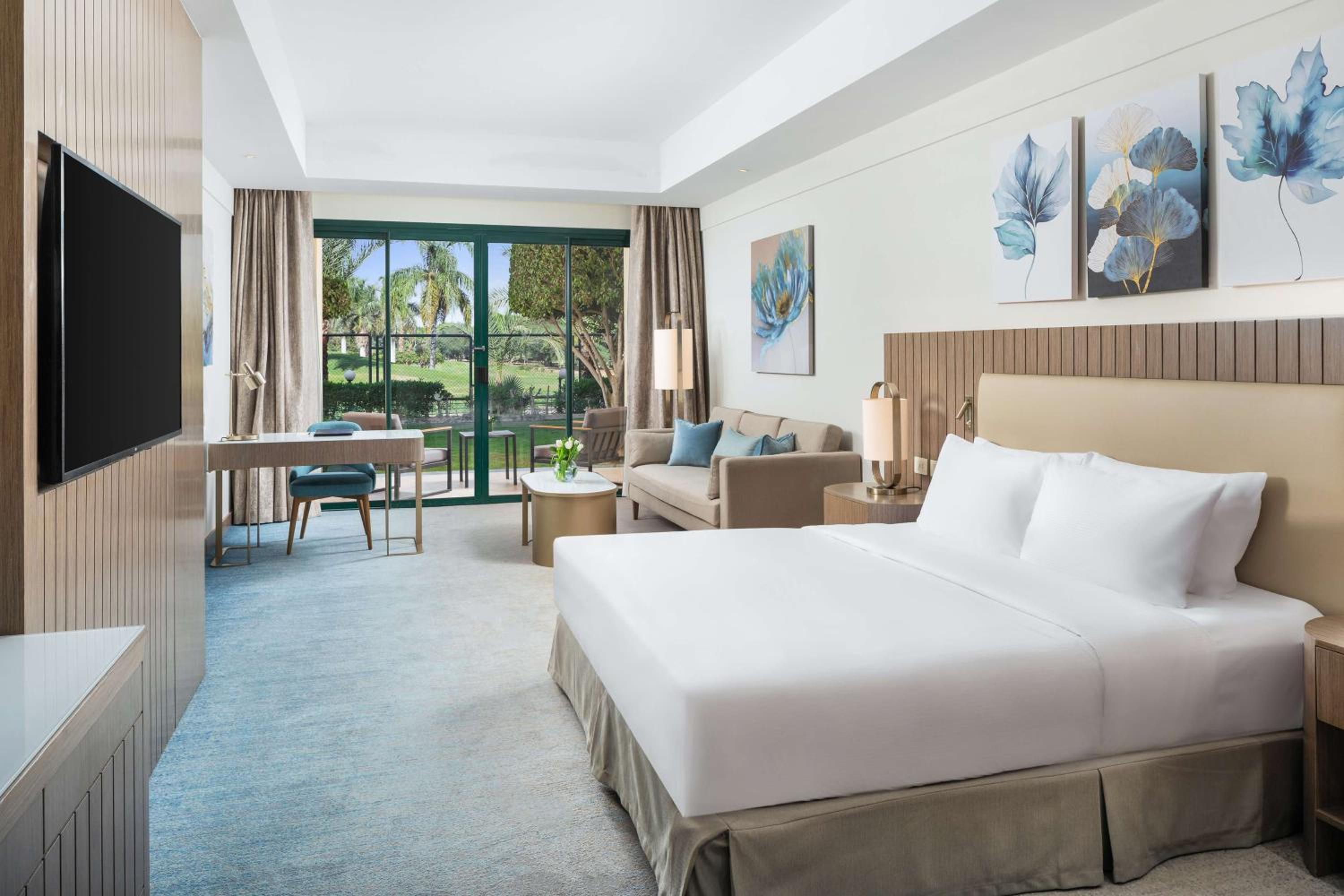 Executive Premier King Room - Photo 2