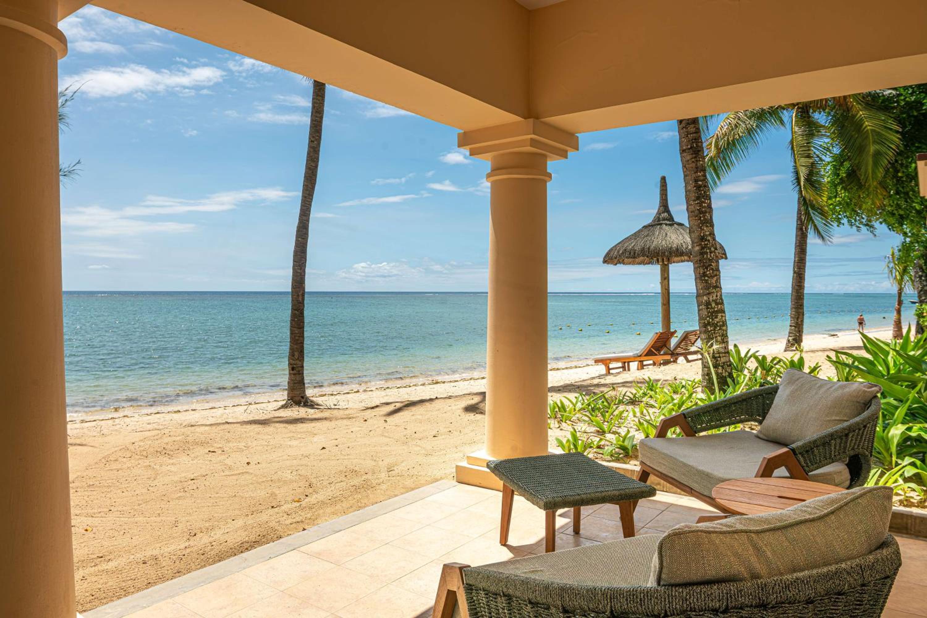 Beachfront Junior Suite - Photo 2
