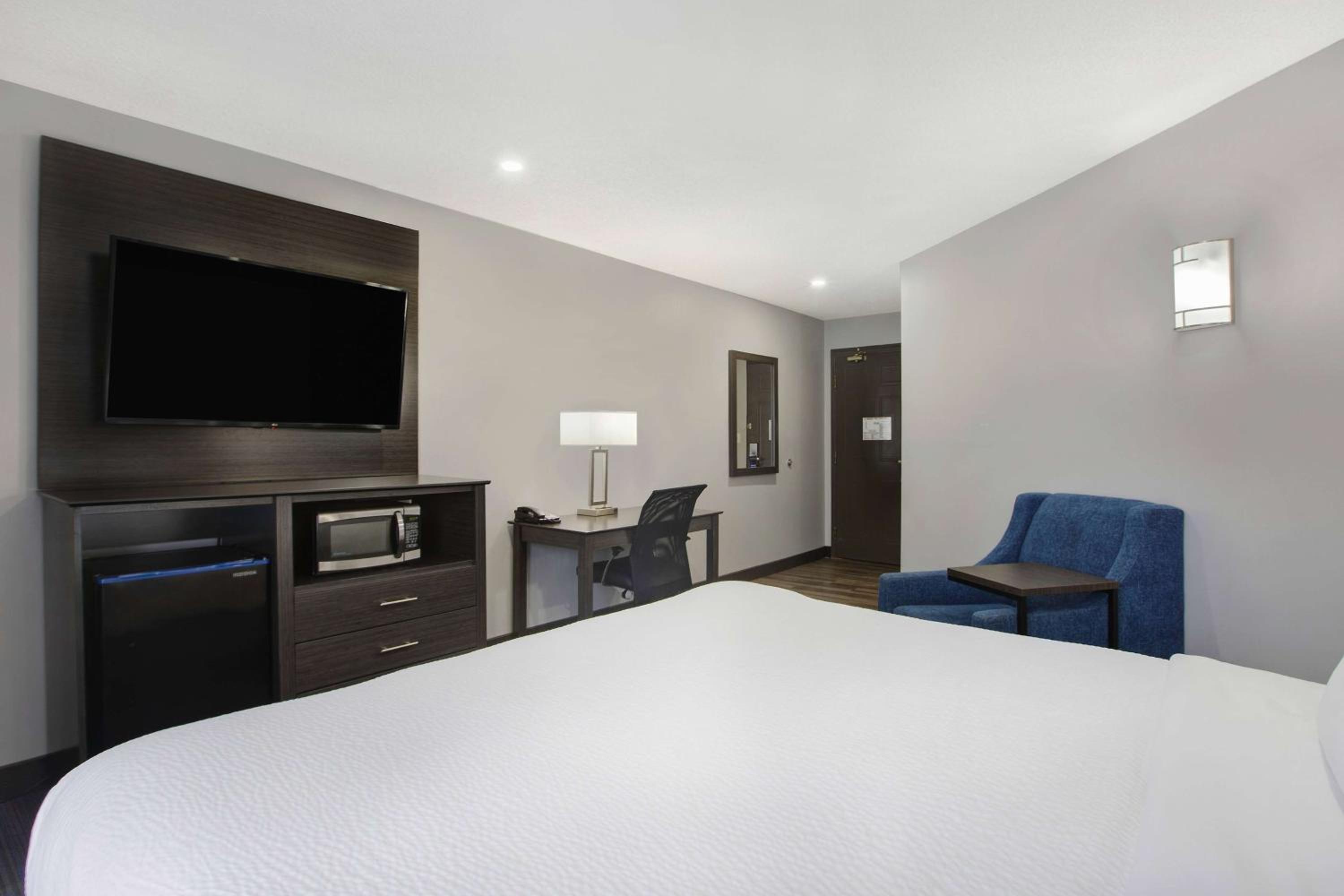 King Room/Second Floor, Non-Smoking   - Photo 1