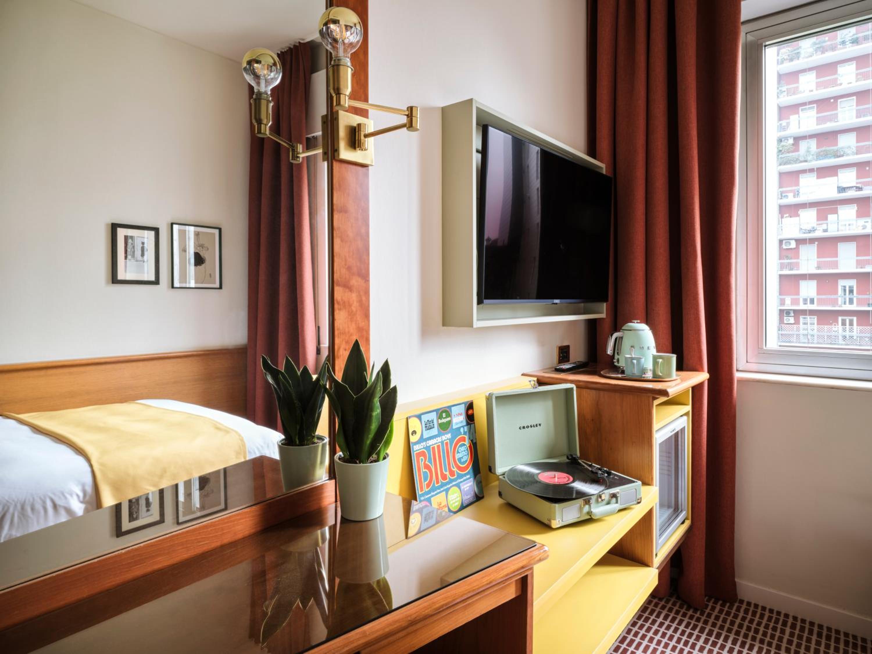 Double Room with French Bed