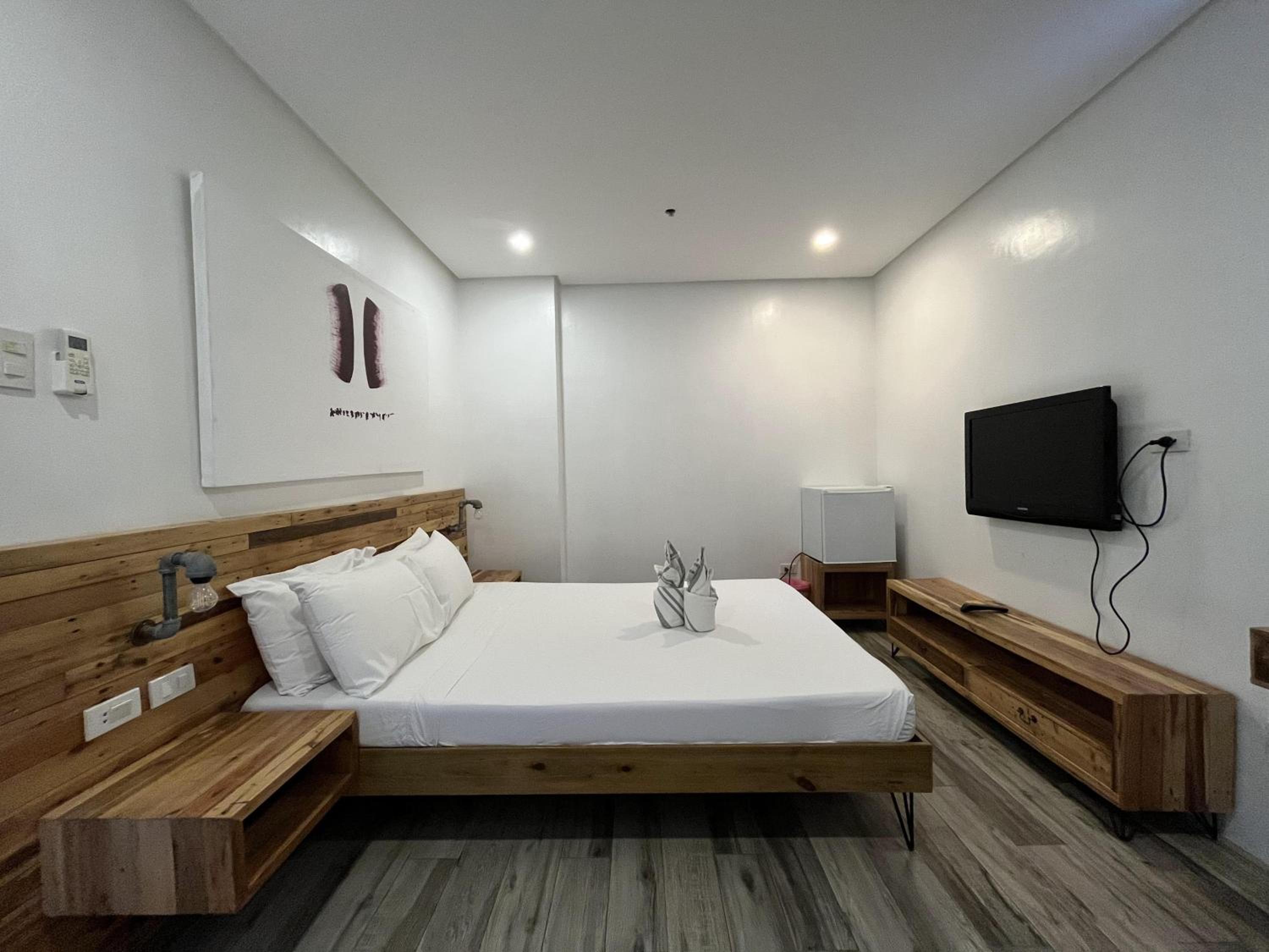 Deluxe Queen Room photo 3