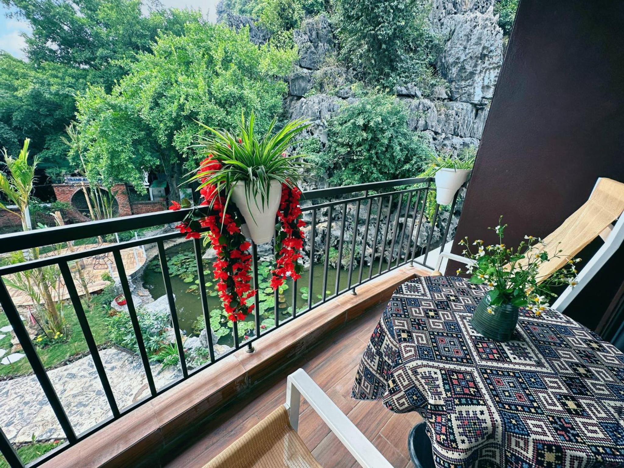 Double Room with Mountain View - Photo 7