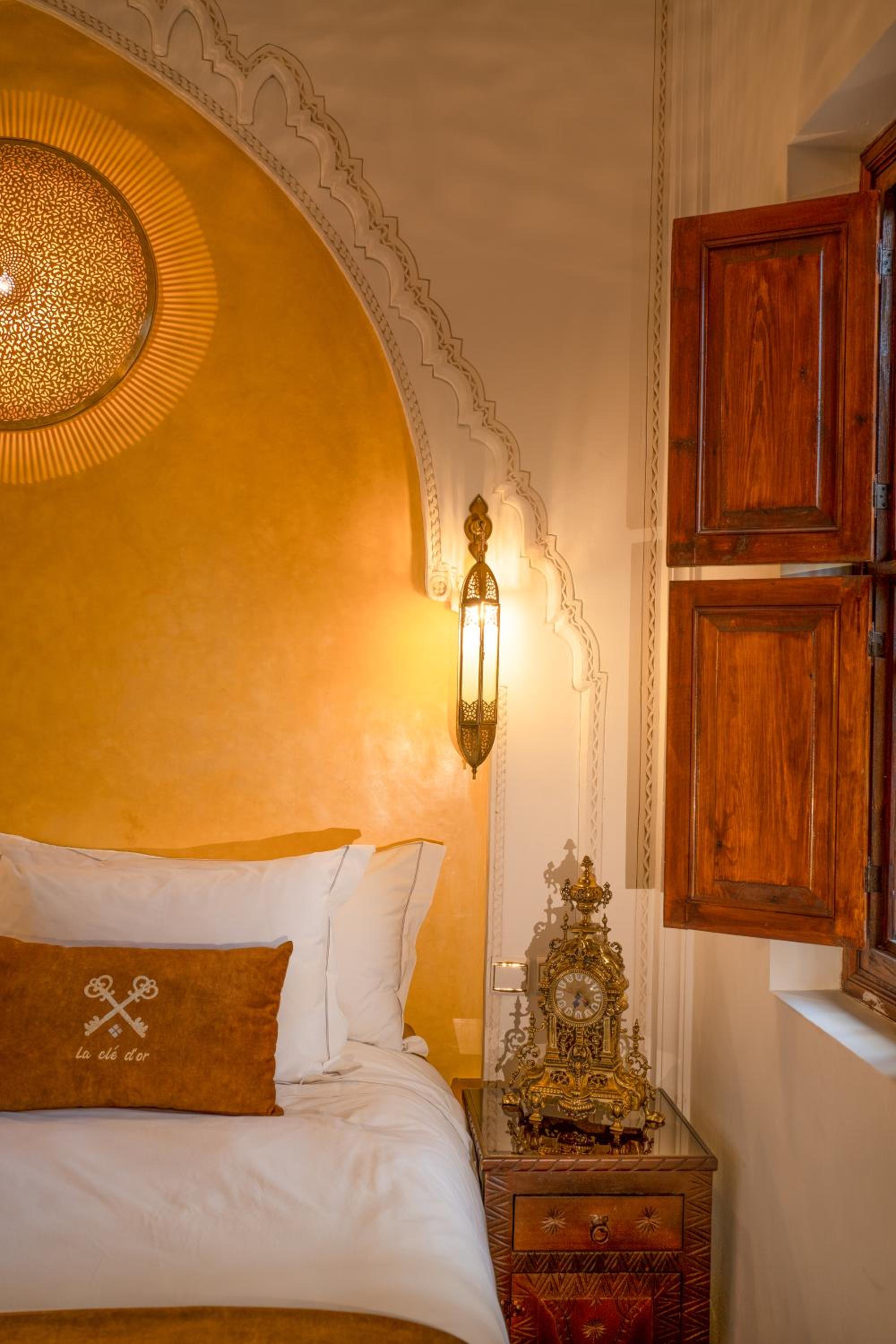 Prestige Room - Photo 11