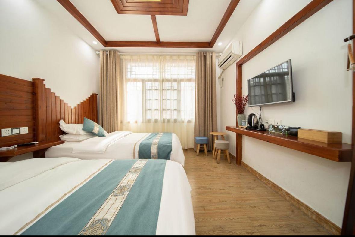 Twin Room with Private Bathroom photo 1