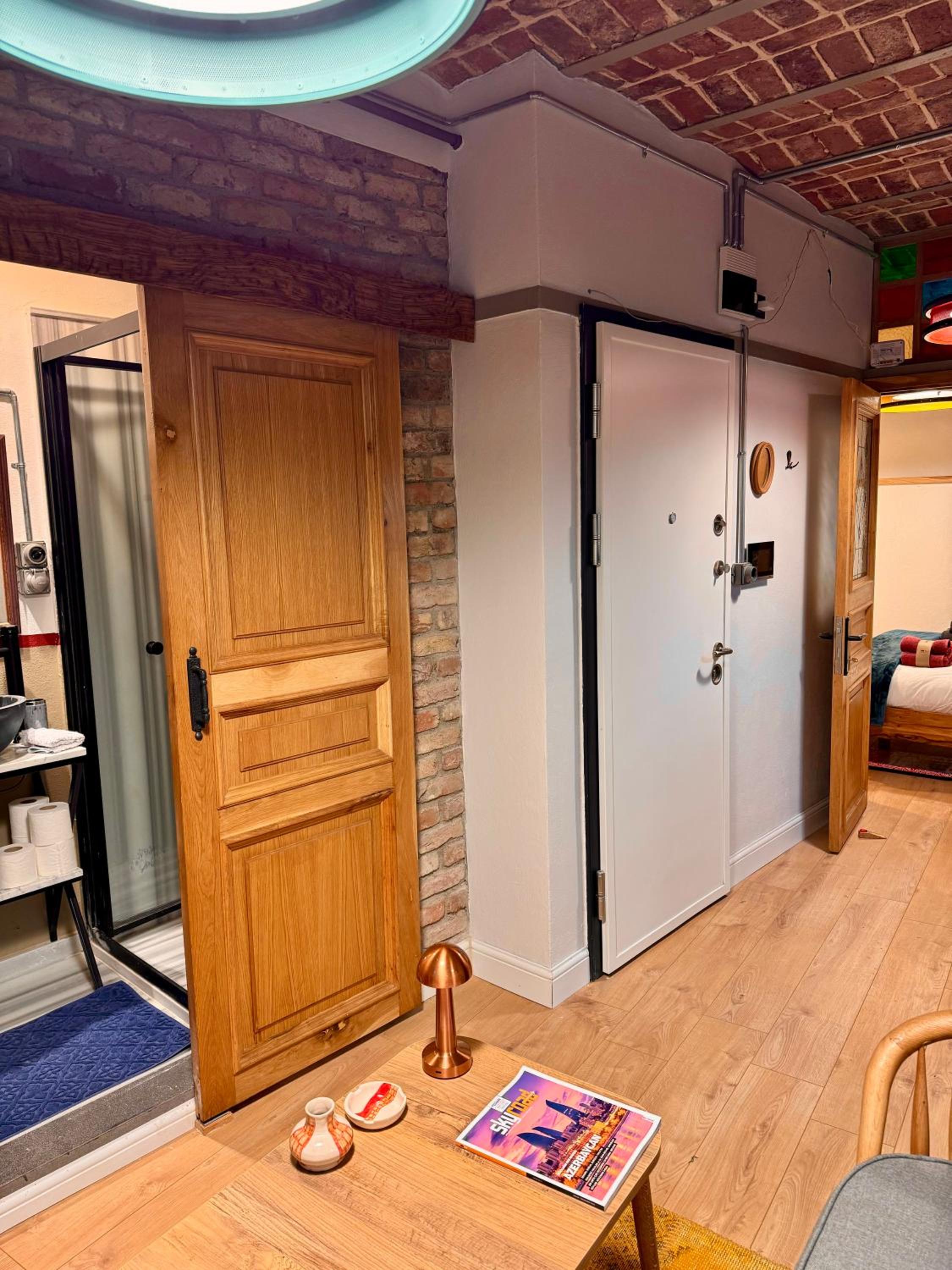 Apartment photo 2