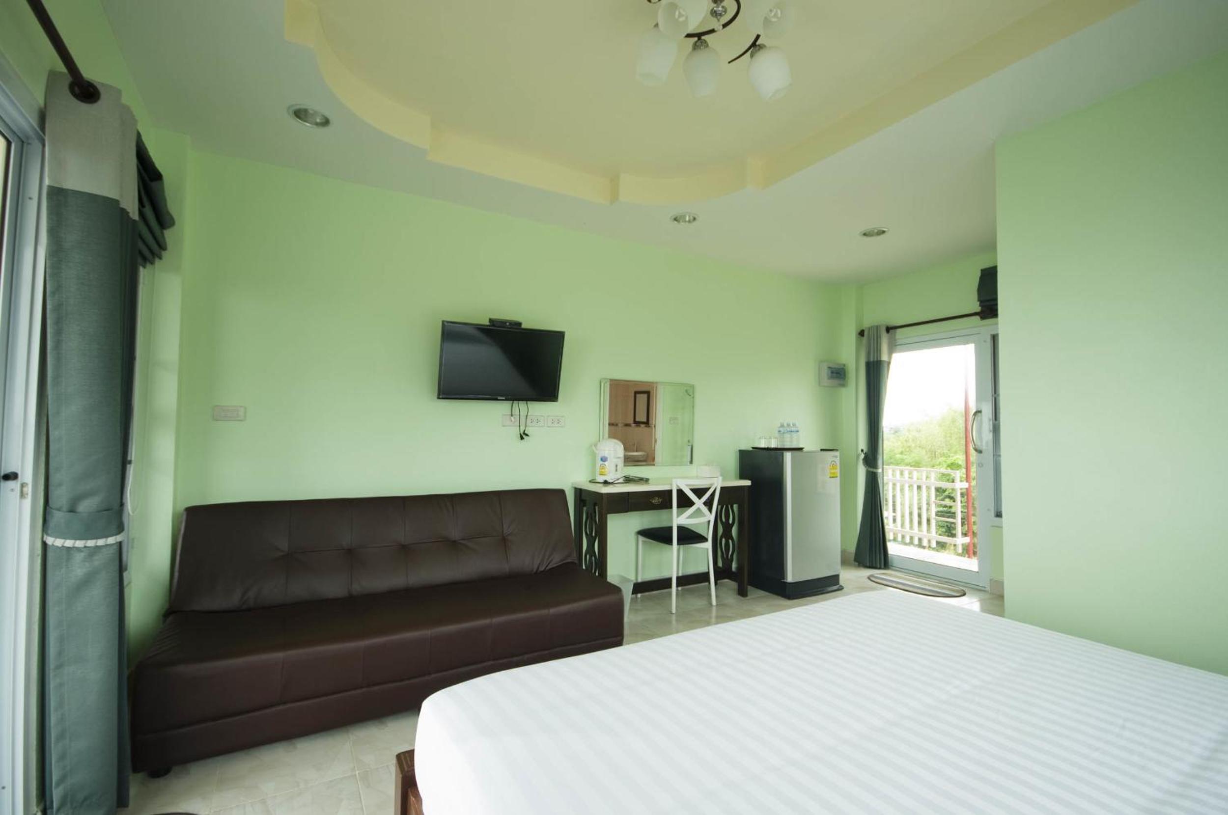Double Room with Mountain View - Photo 15
