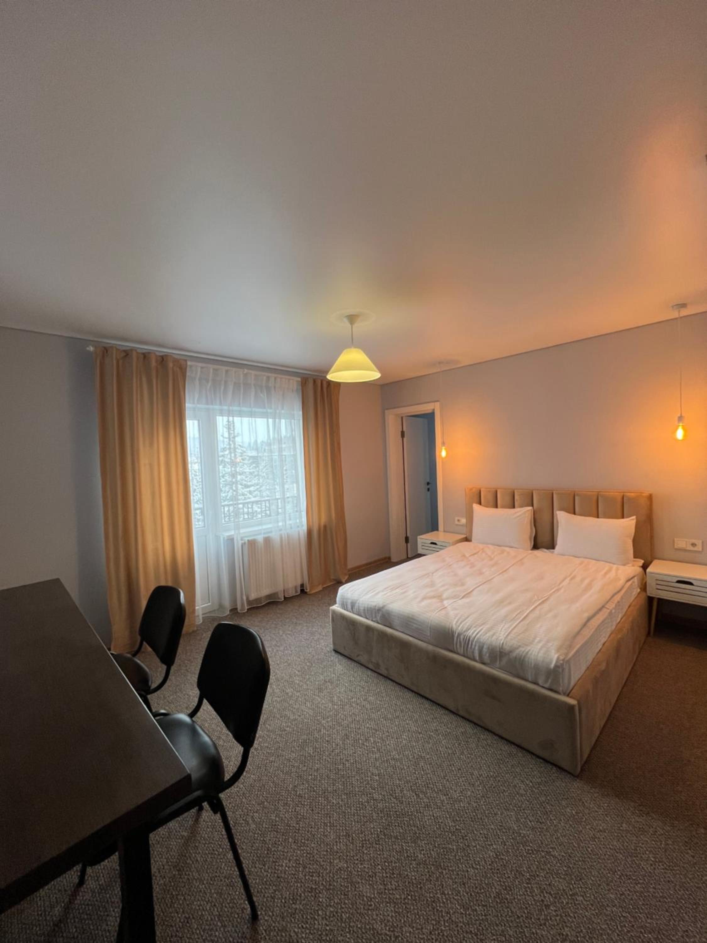 Deluxe Family Room photo 1