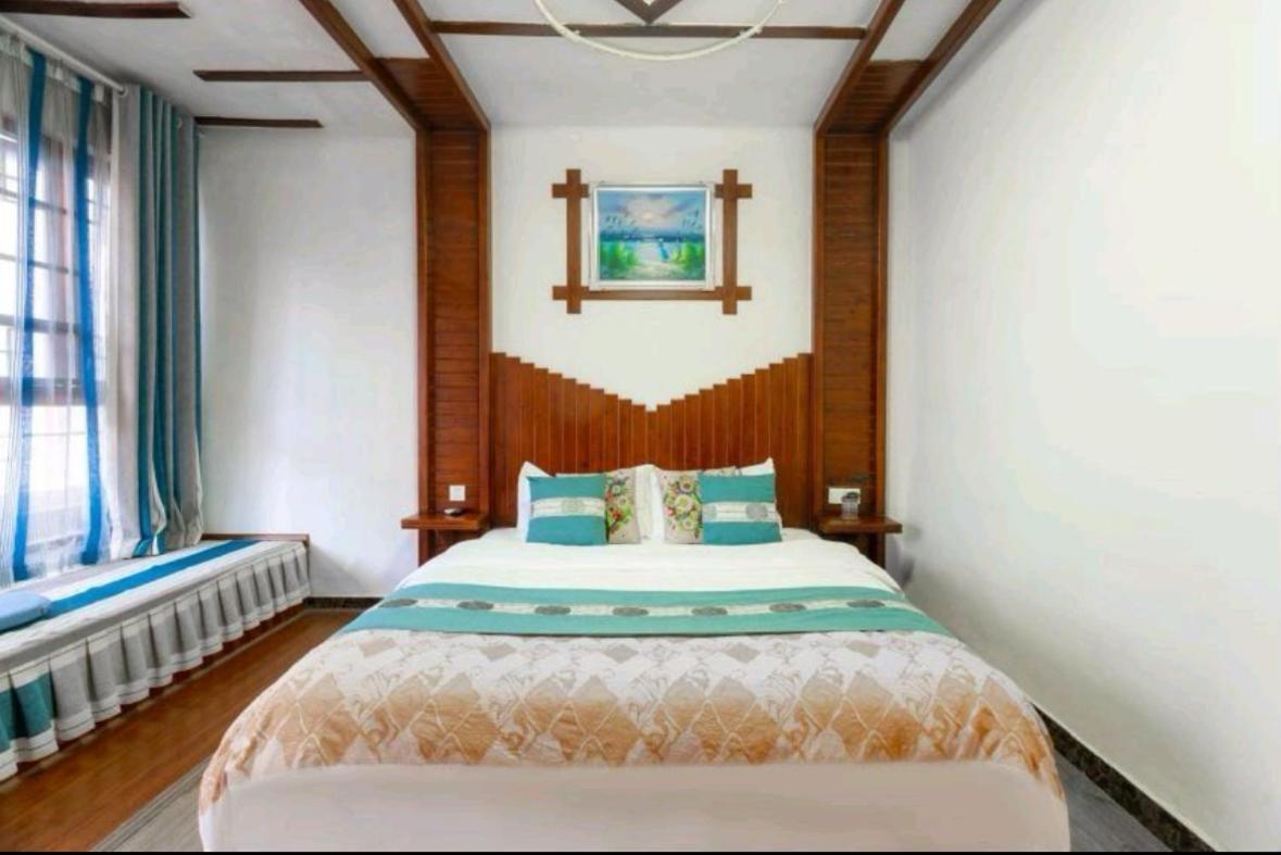 Double Room with Private Bathroom photo 1