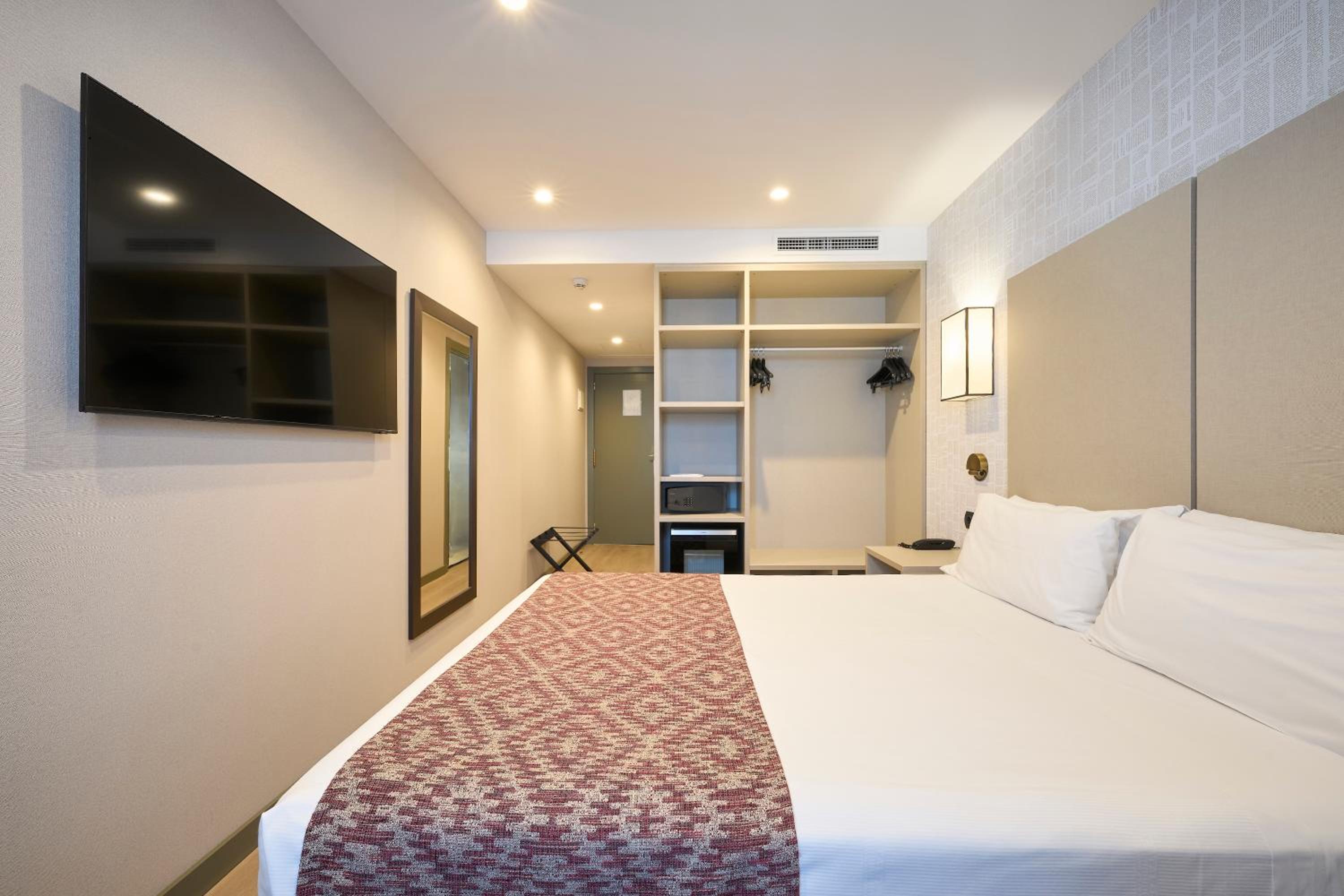 Habitación Familiar (2 Adultos + 2 Niños)