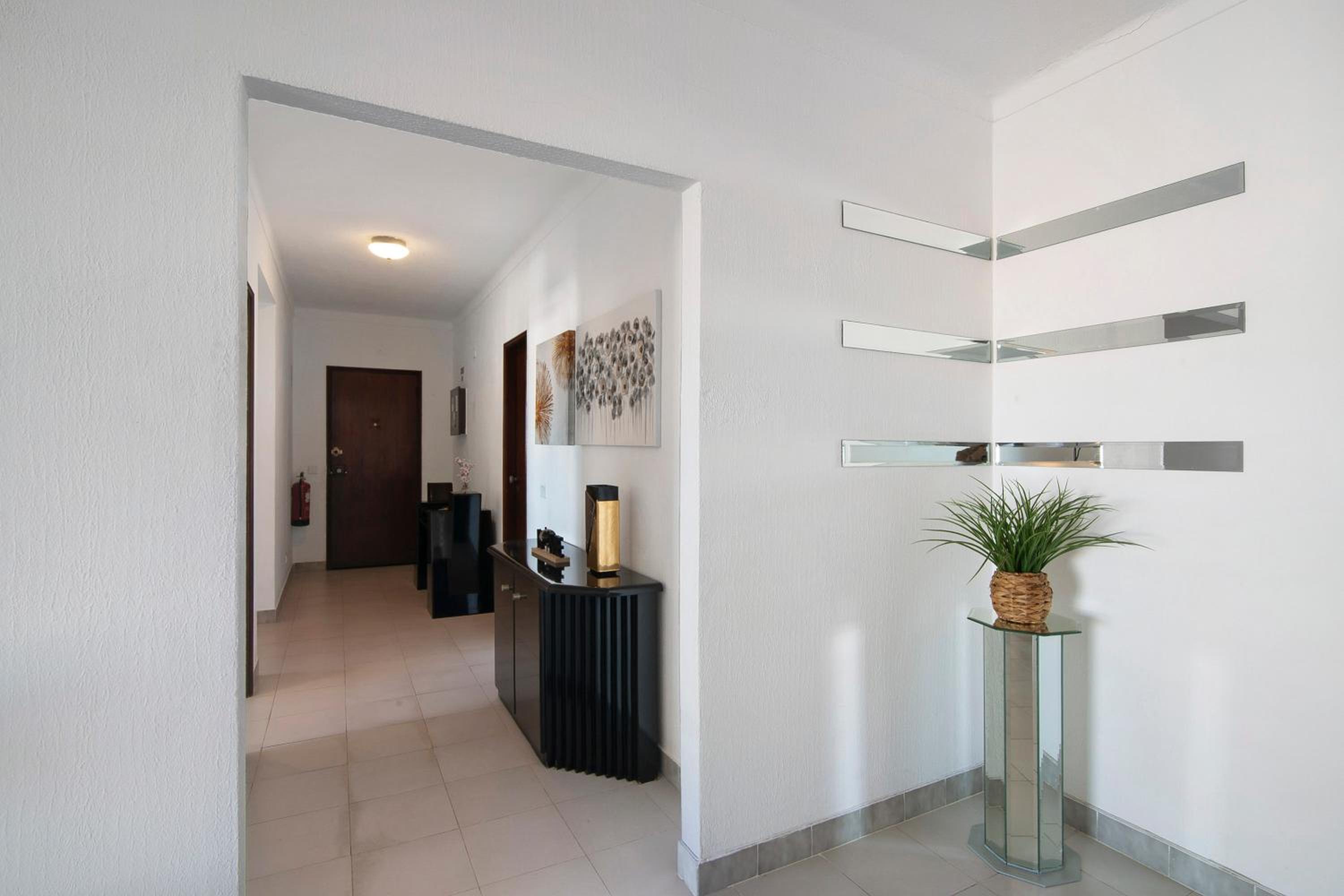 Superior One-Bedroom Apartment with Balcony - Photo 26
