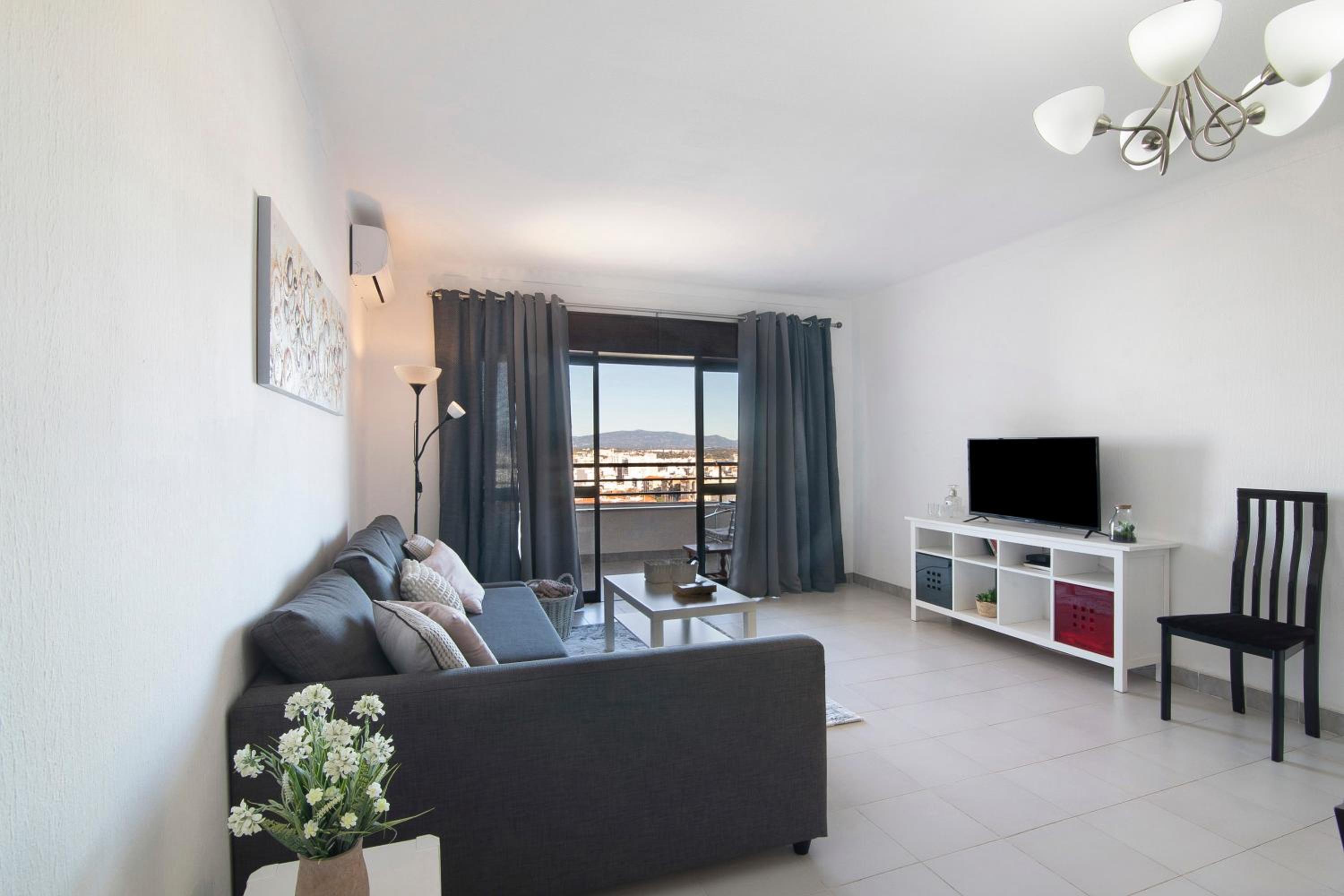 Superior One-Bedroom Apartment with Balcony - Photo 1