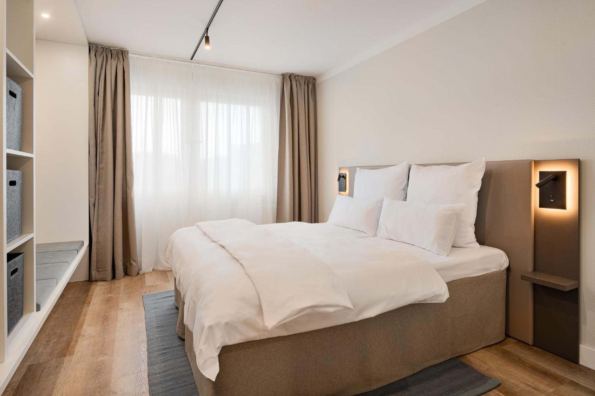 Premium Two-Bedroom Apartment (3 Persons) photo 2