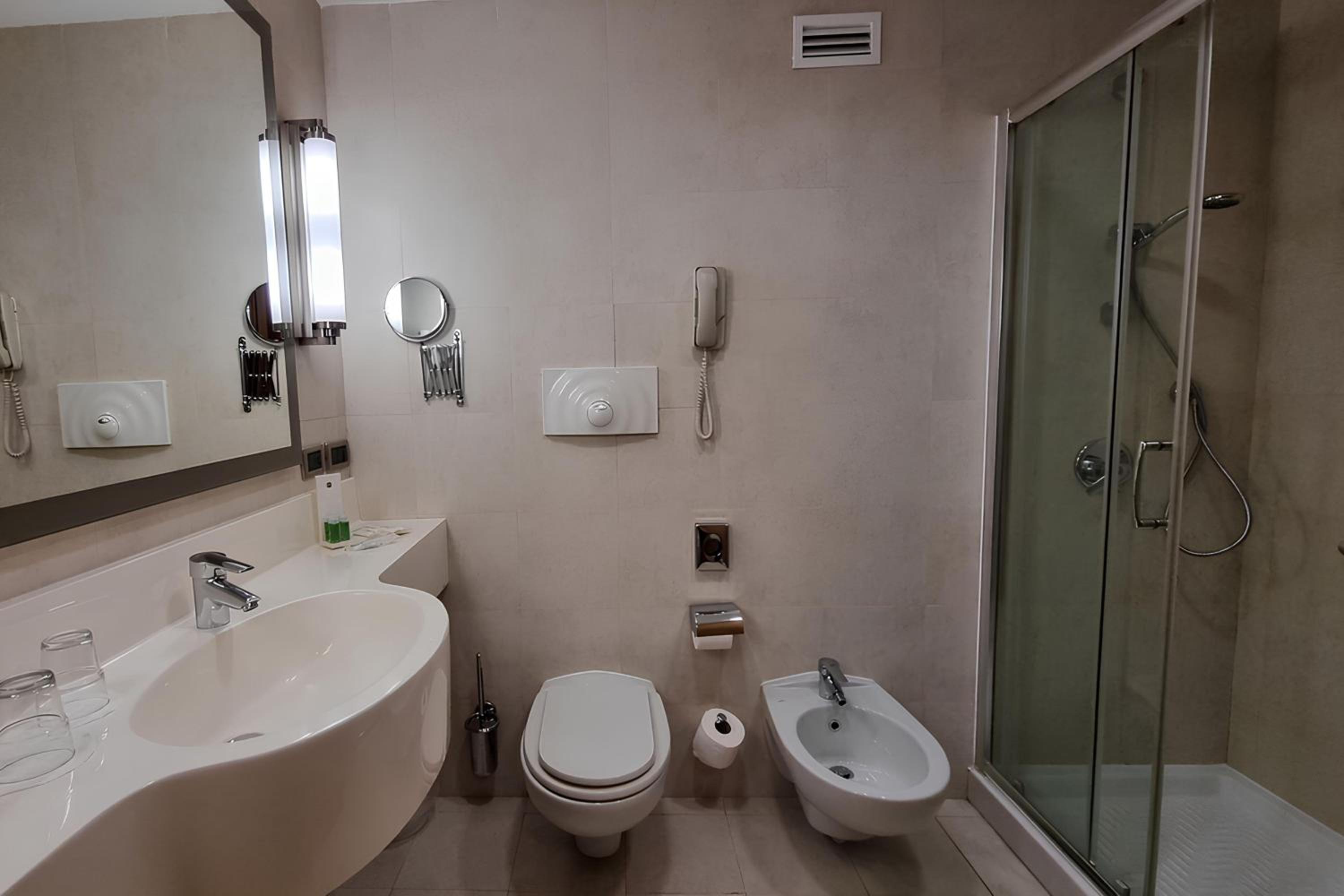 King Suite with Sofa Bed - Photo 3