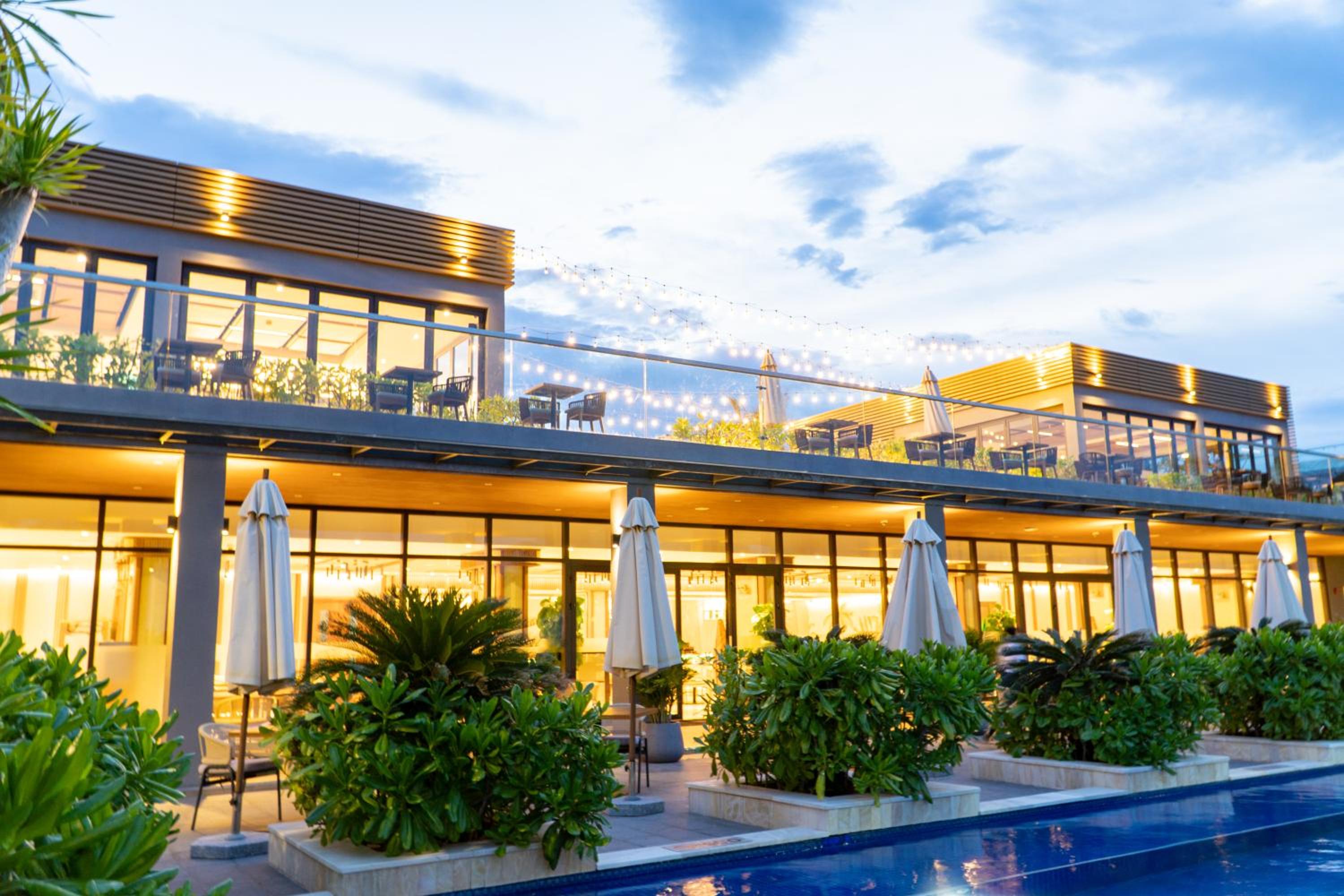 Three-Bedroom Villa - Photo 13
