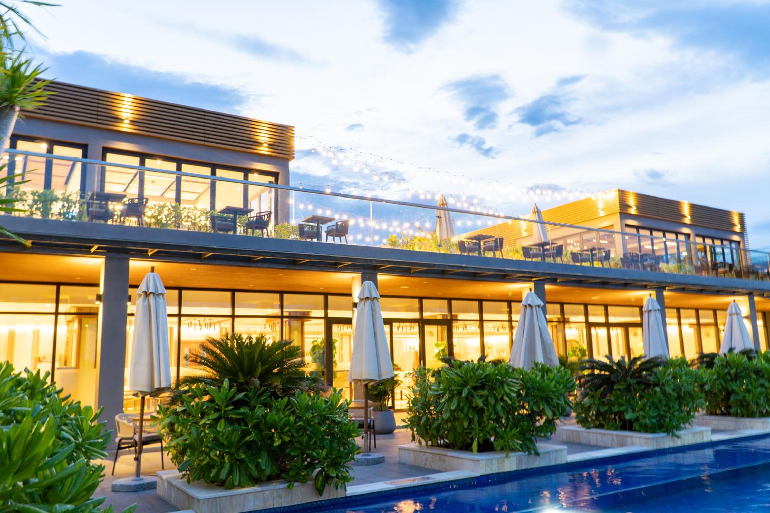 Three-Bedroom Villa - Photo 16