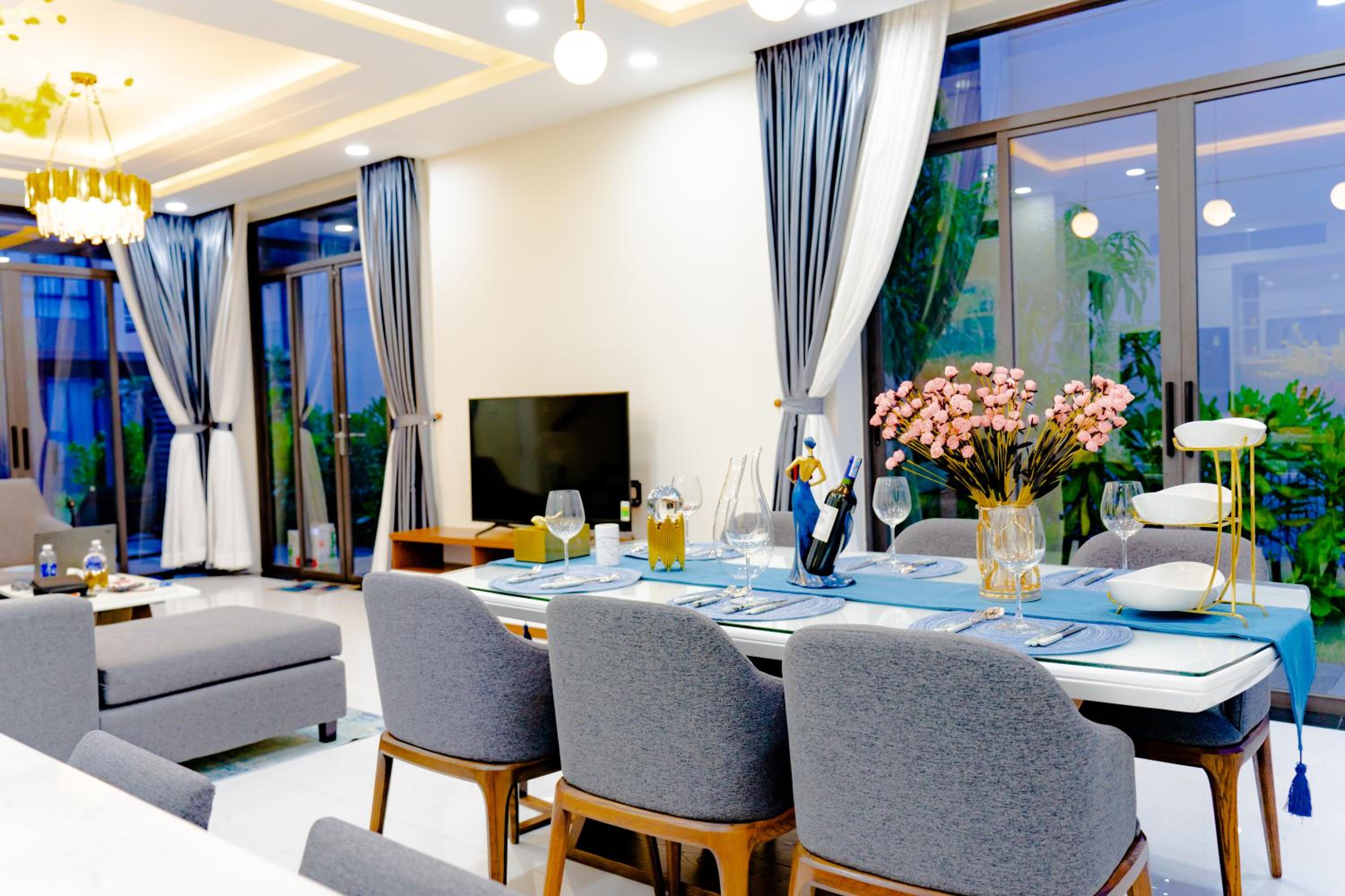 Three-Bedroom Villa - Photo 46