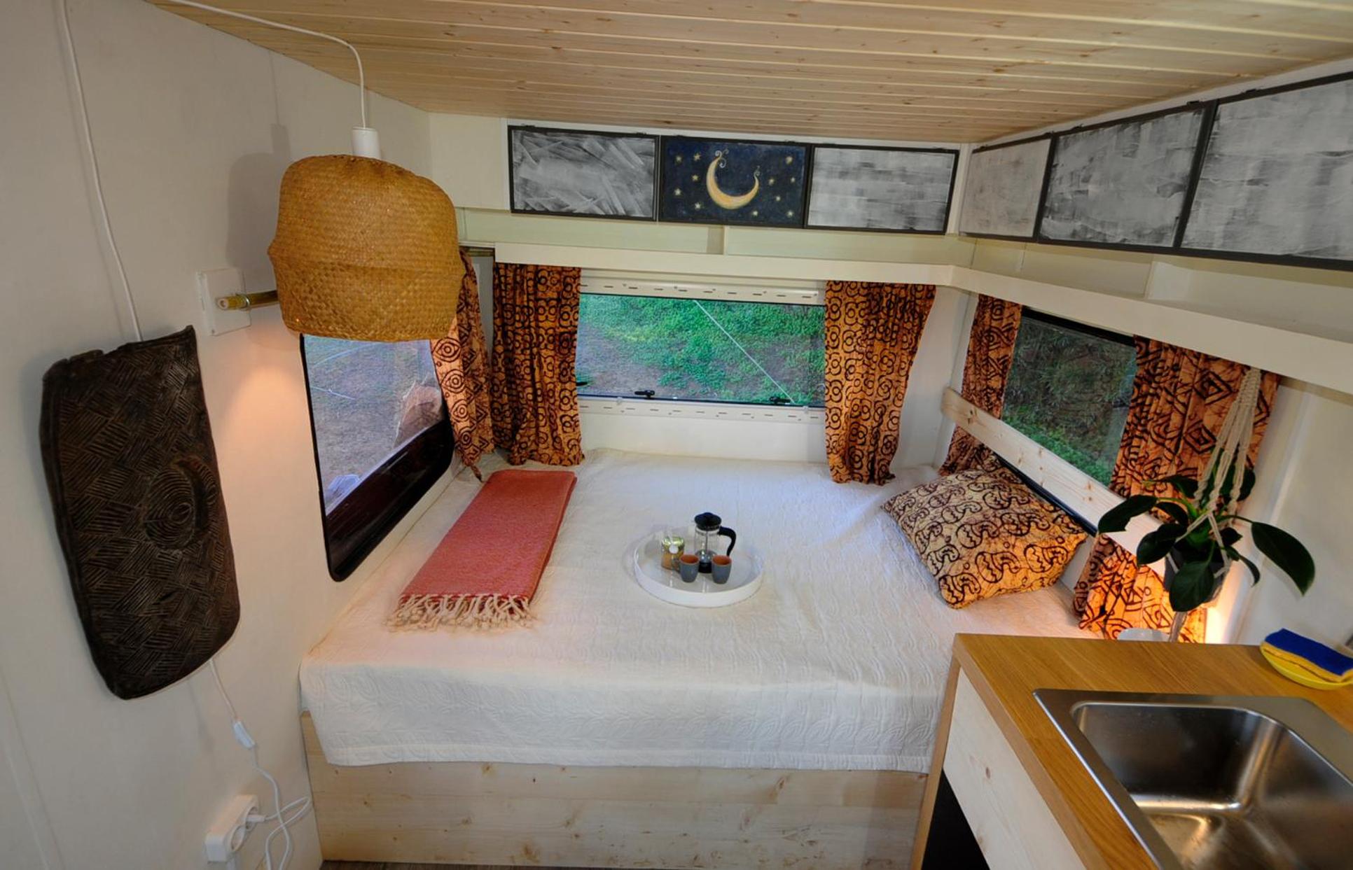 Caravan photo 1