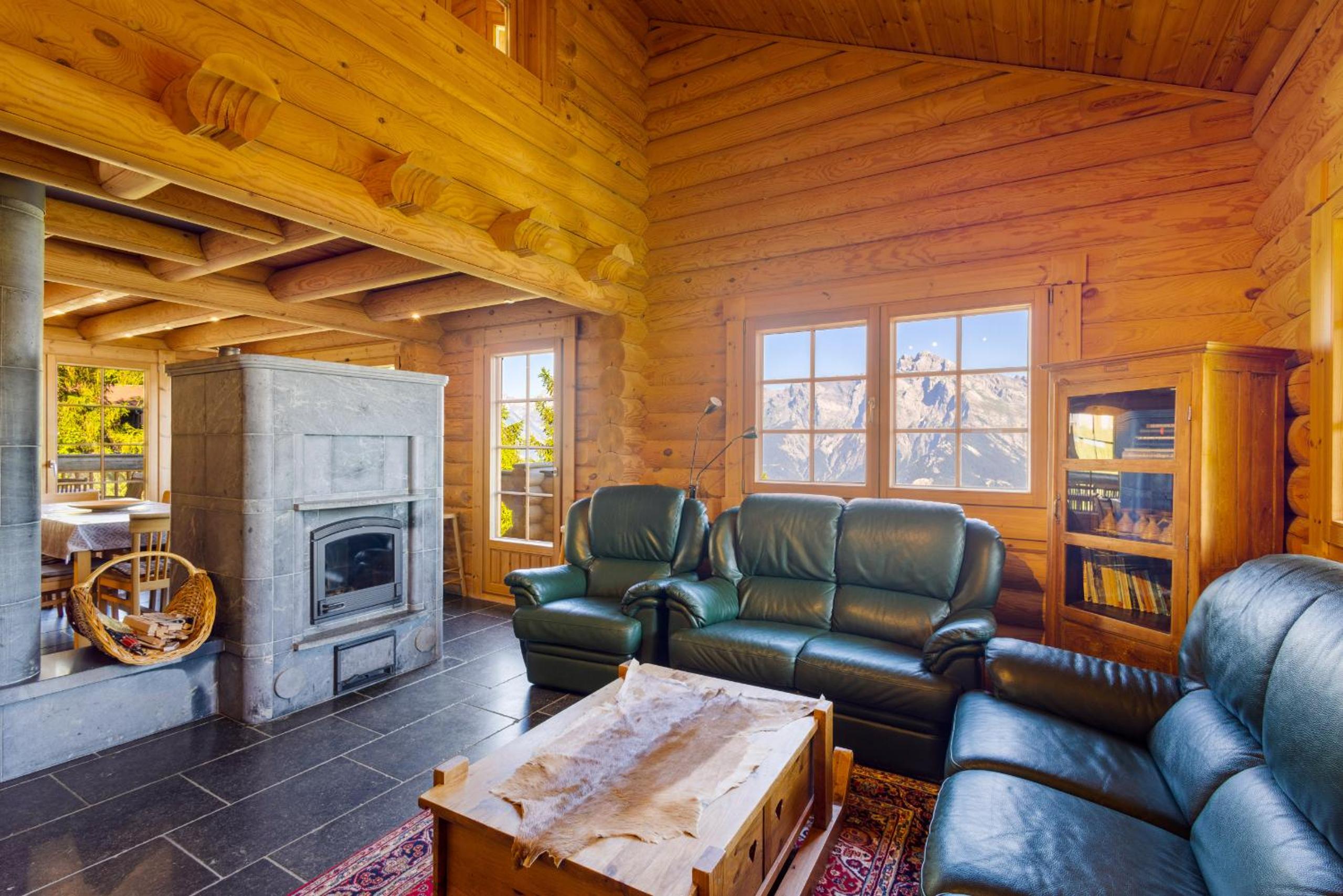 Three-Bedroom Chalet photo 3