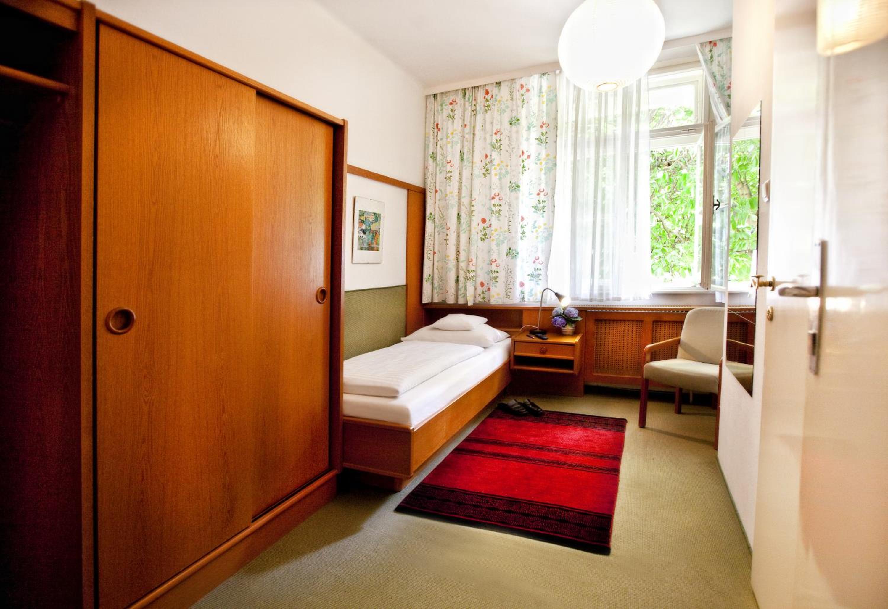 Single Room photo 1