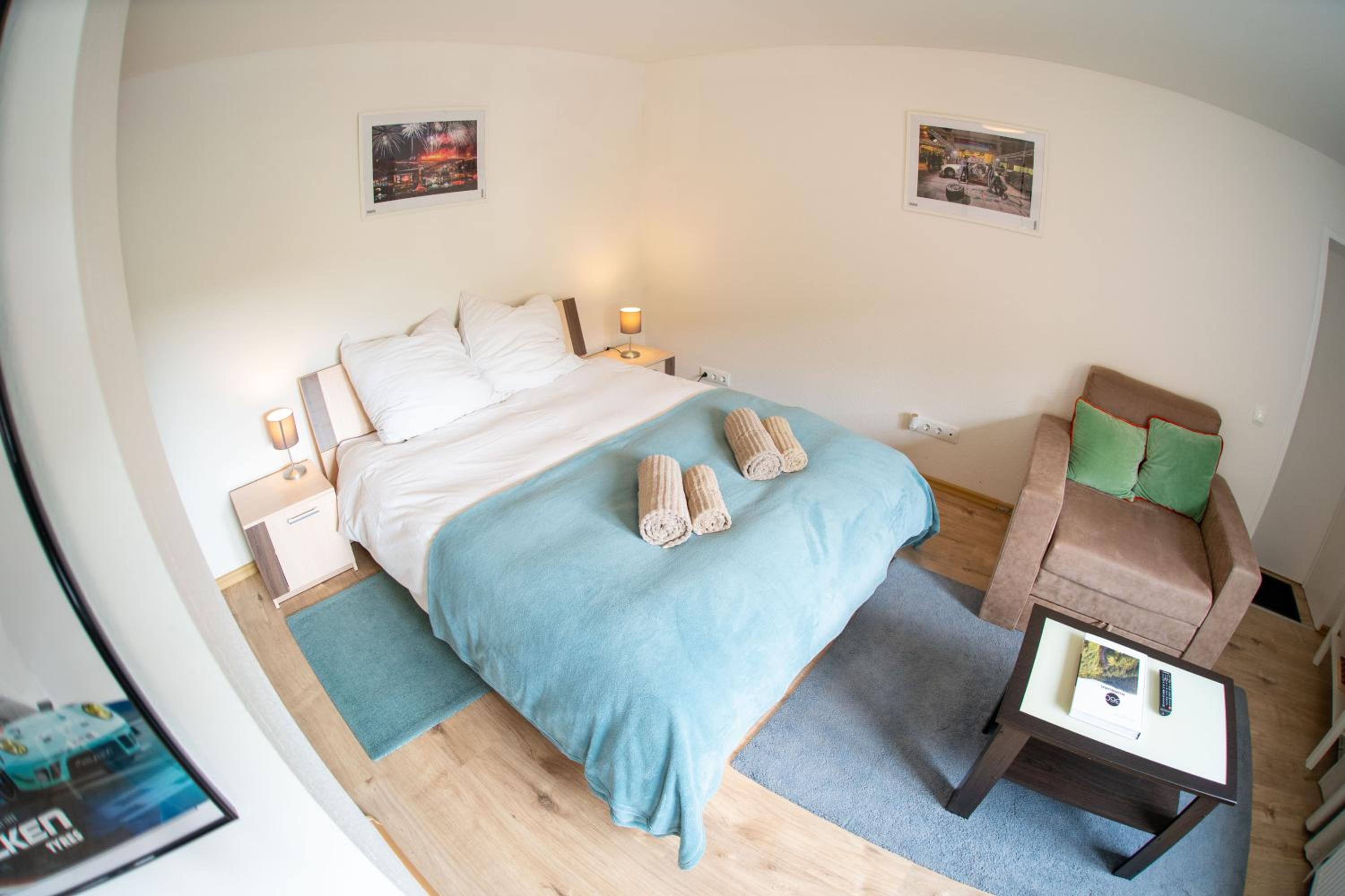 Studio Apartment photo 3