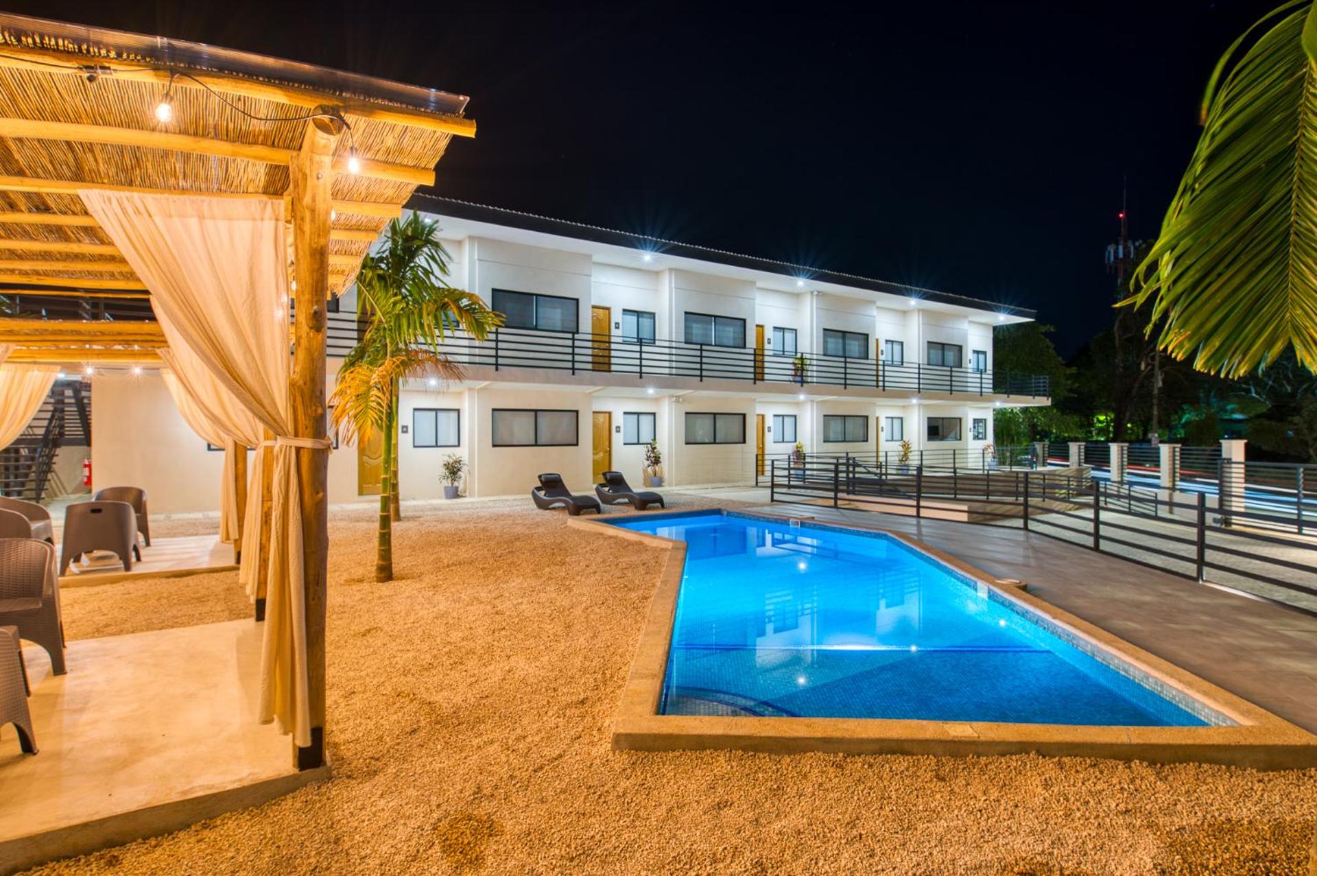 Apartment with Pool View  photo 2
