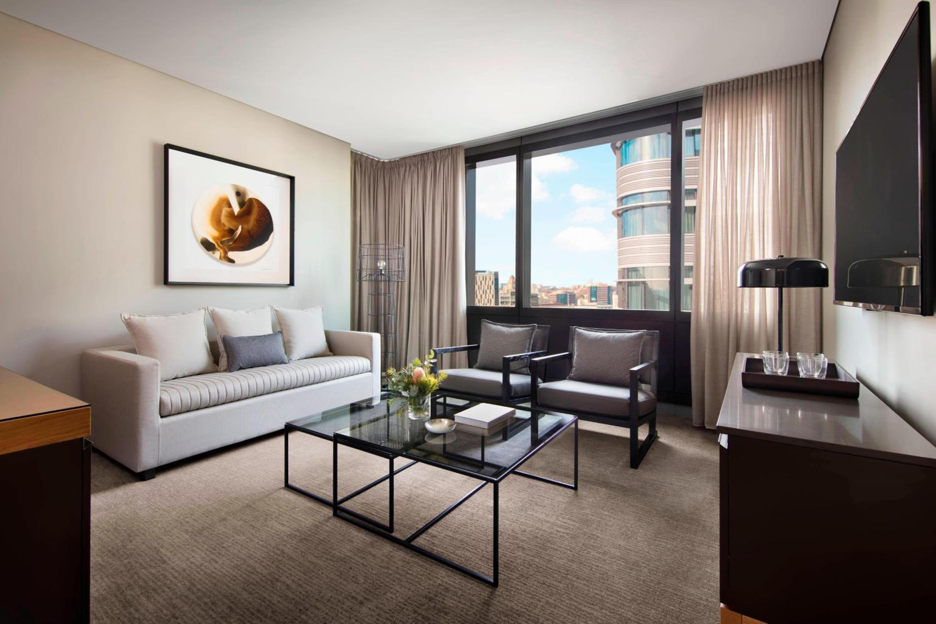 One-Bedroom Executive King Suite with Sofa Bed