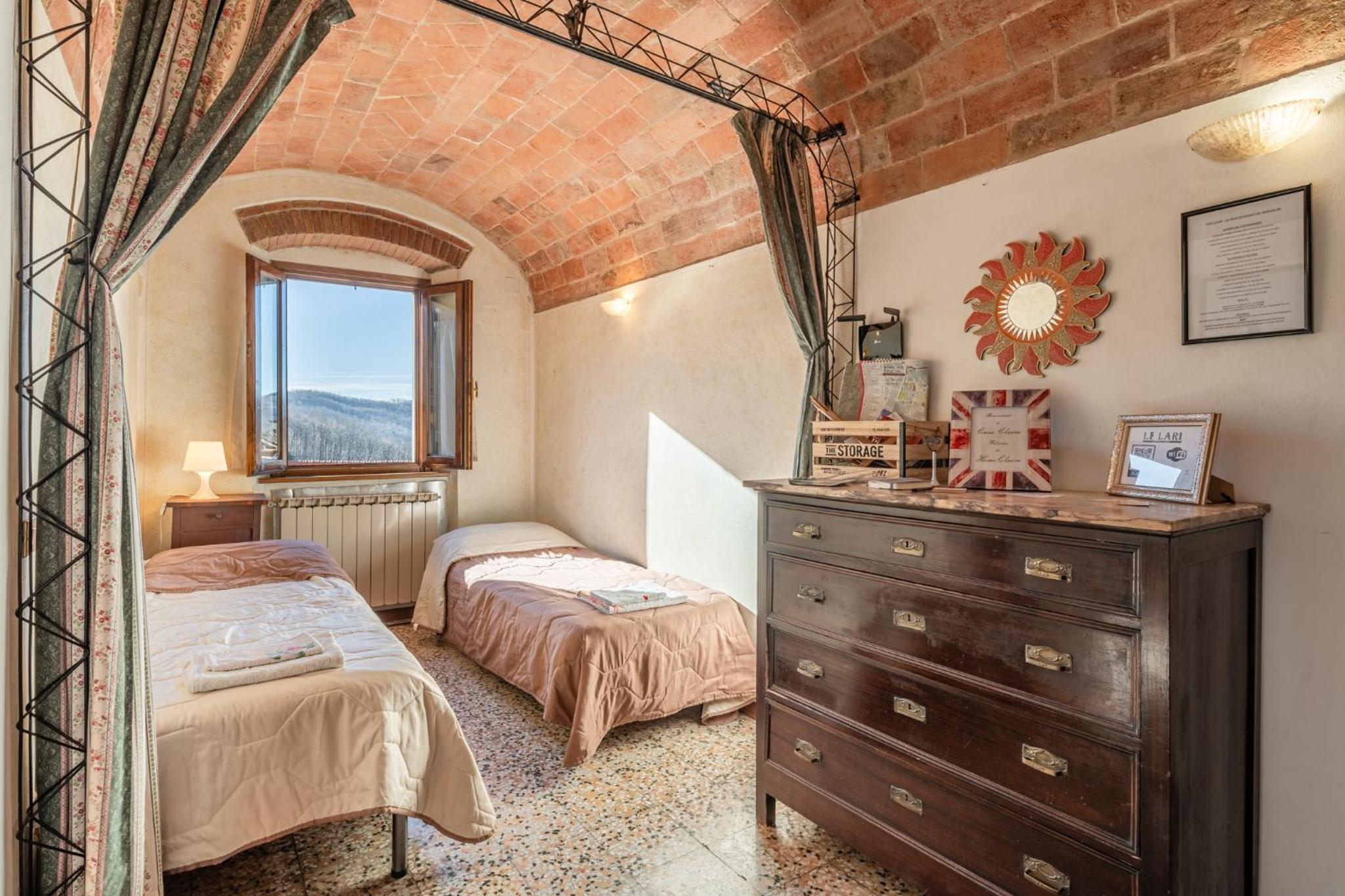 Two-Bedroom Deluxe Apartment with Garden View photo 3