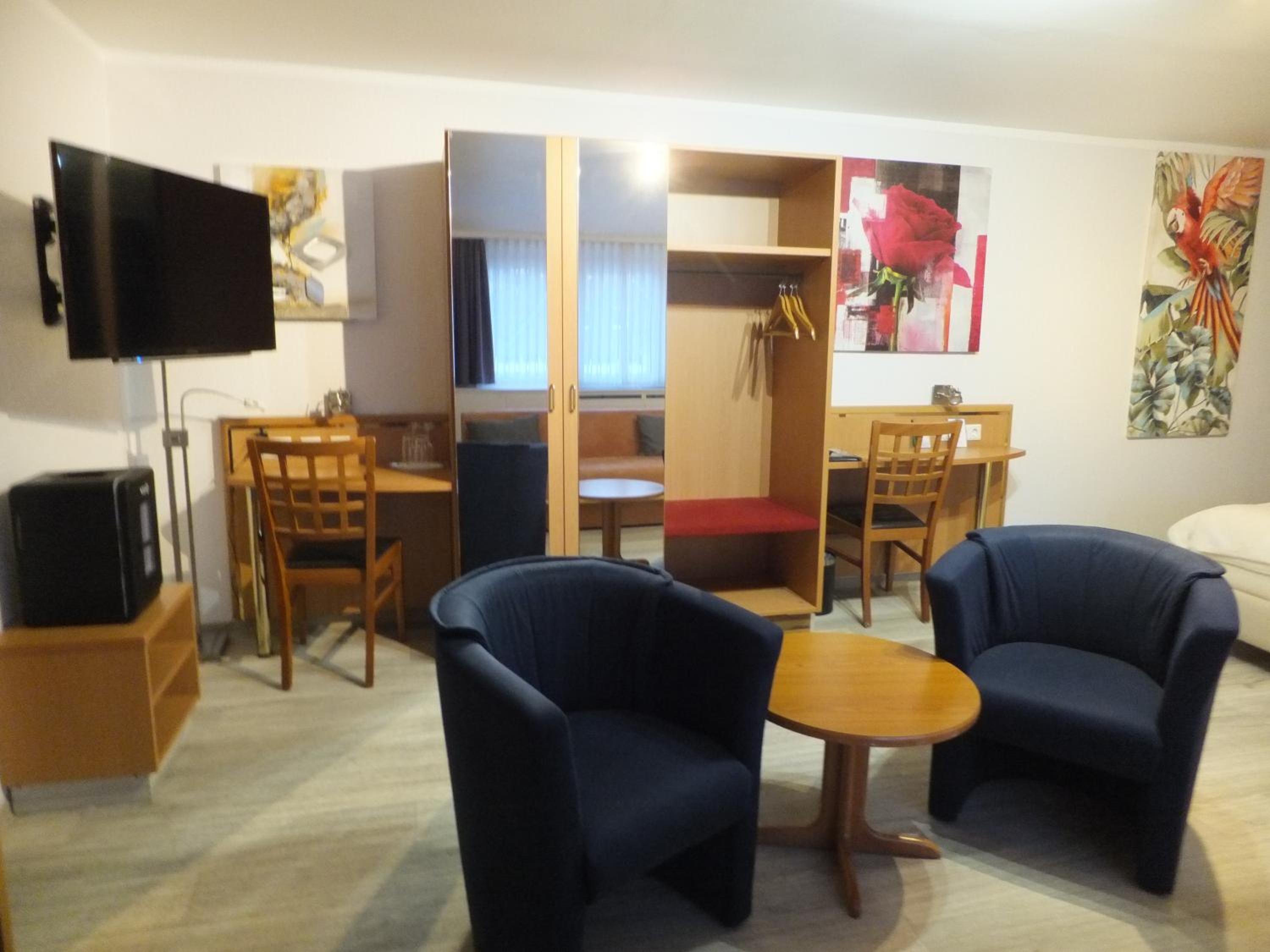 Triple Room with Bathroom photo 3