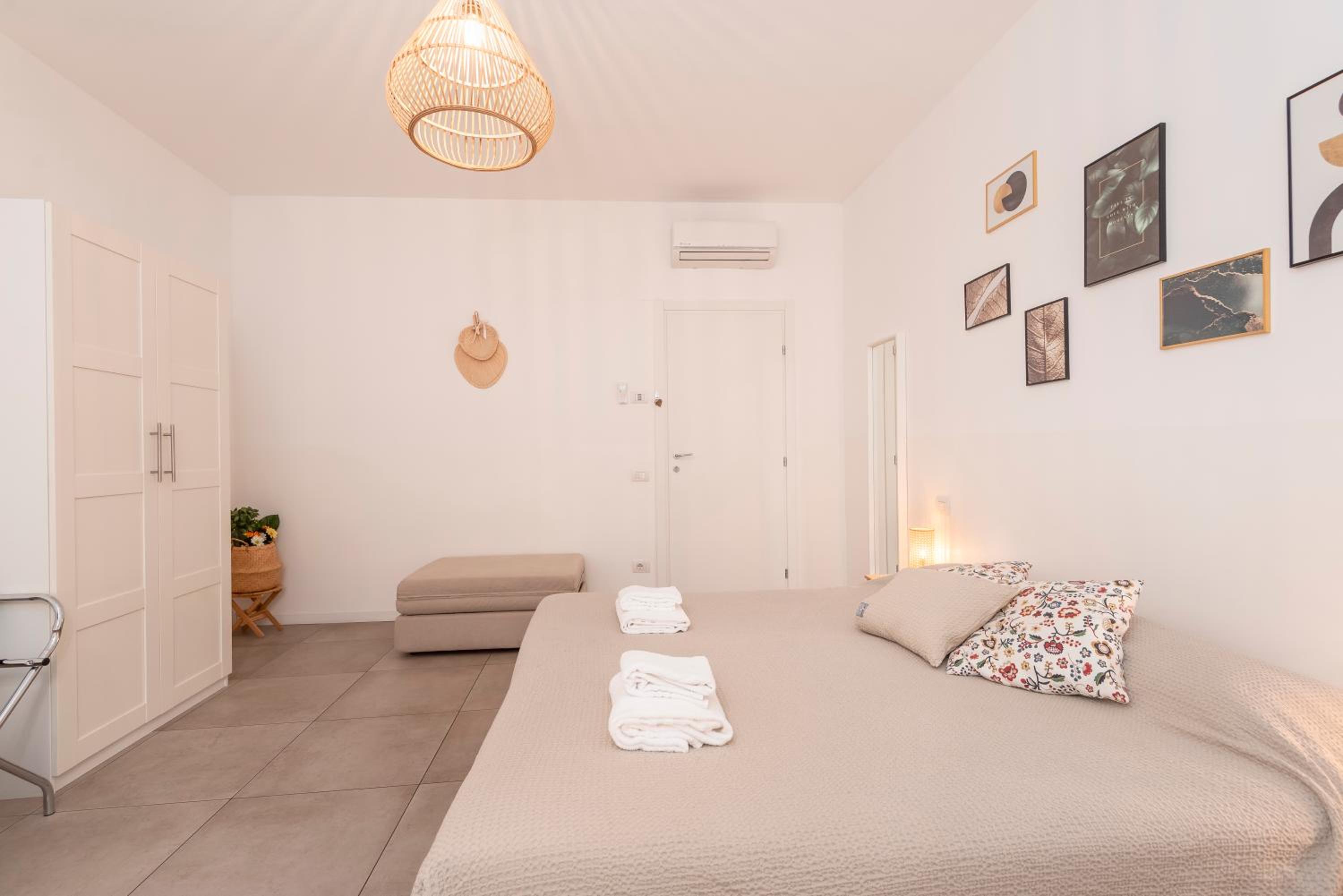 Quadruple Room with Private External Bathroom photo 2