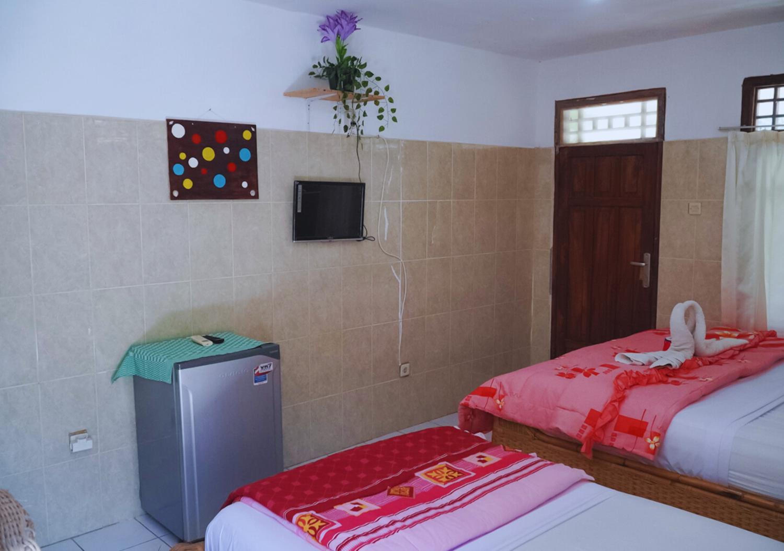 Triple Room With Private Bathroom photo 2