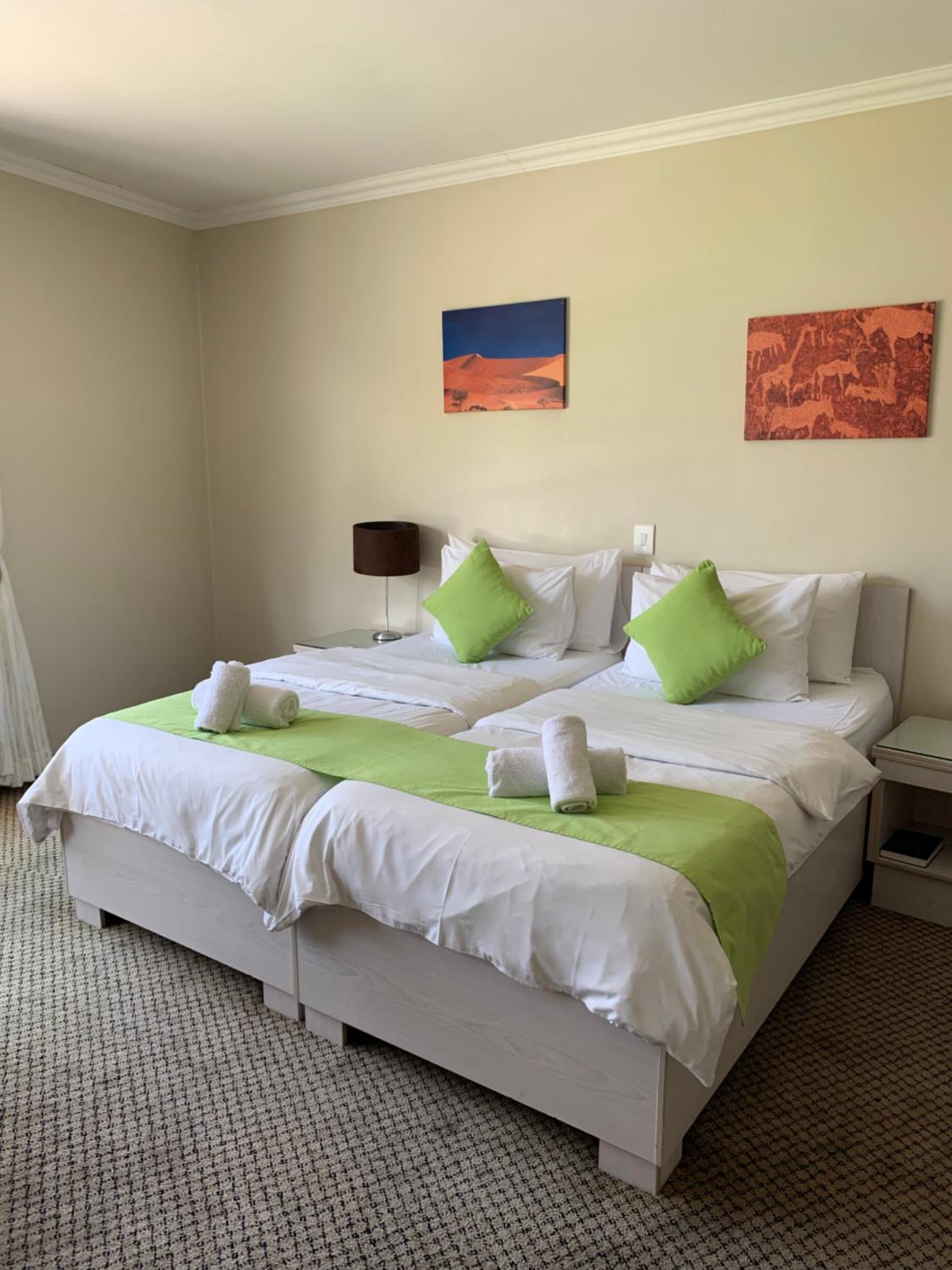 Standard Twin Room