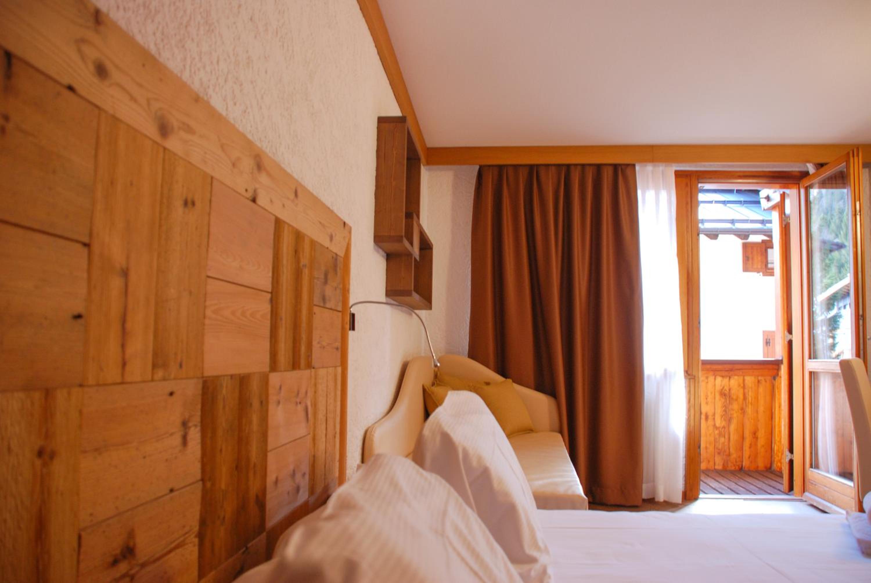 Triple Room - Photo 7