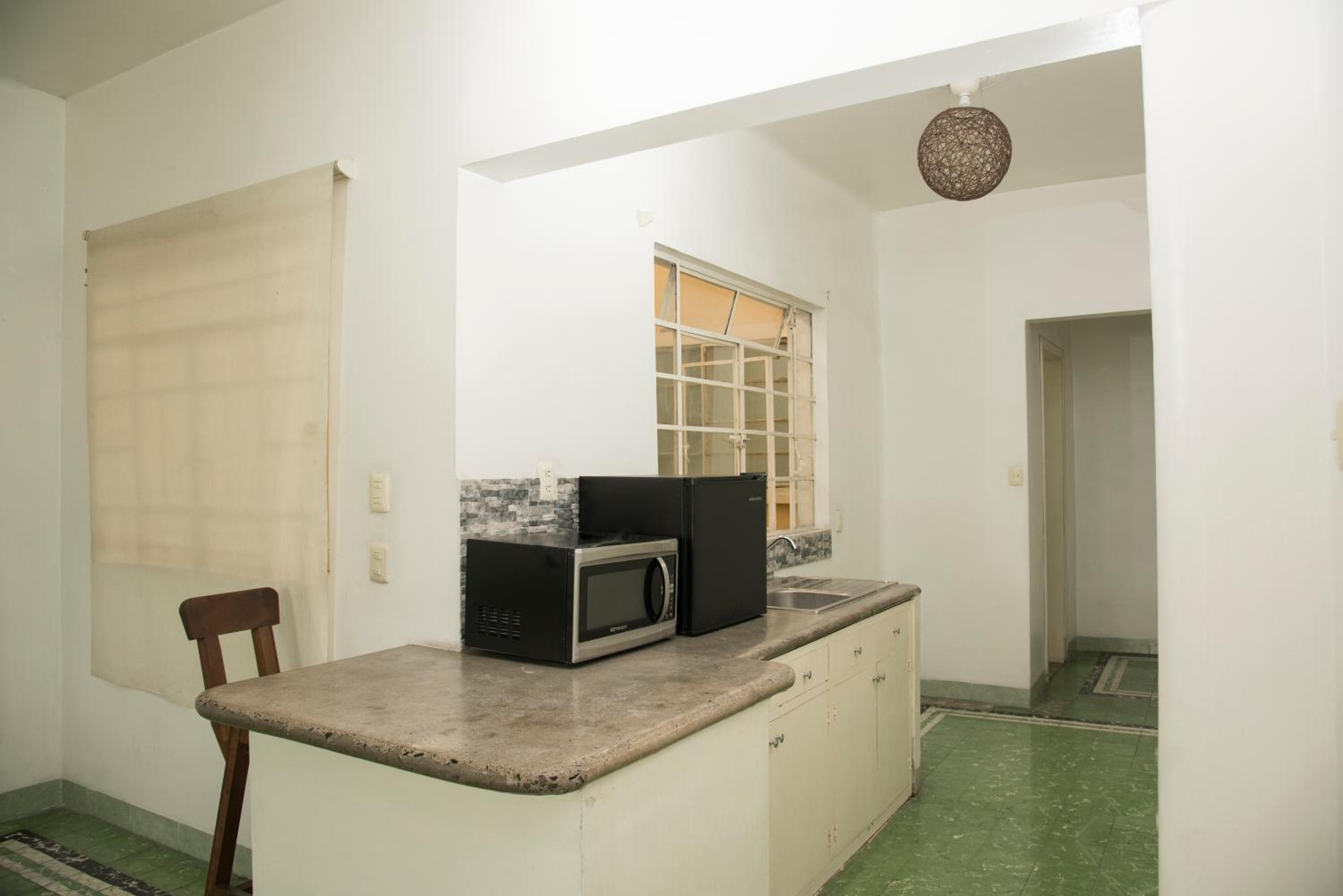 Apartment photo 2