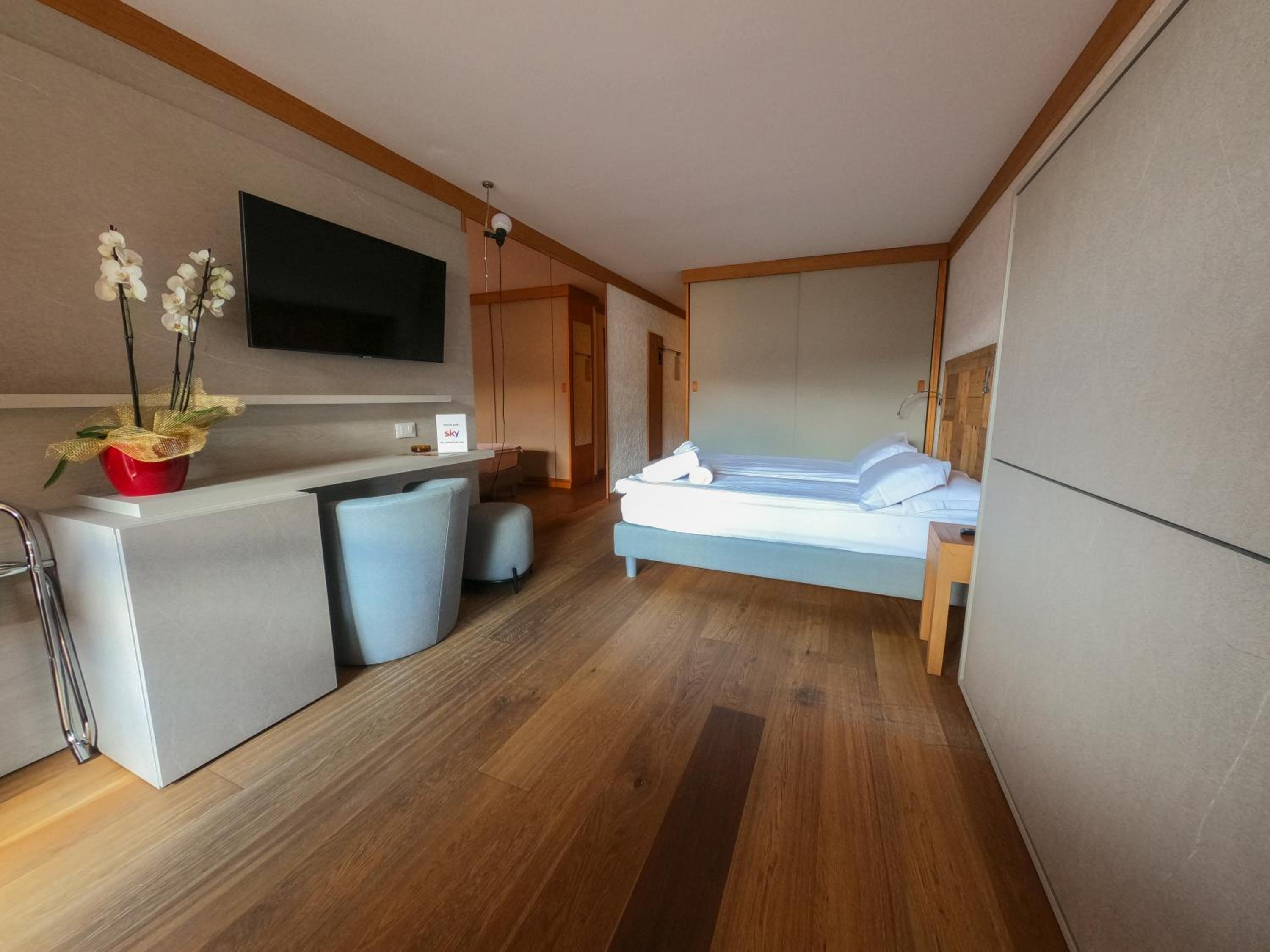 Quadruple Room - Photo 5