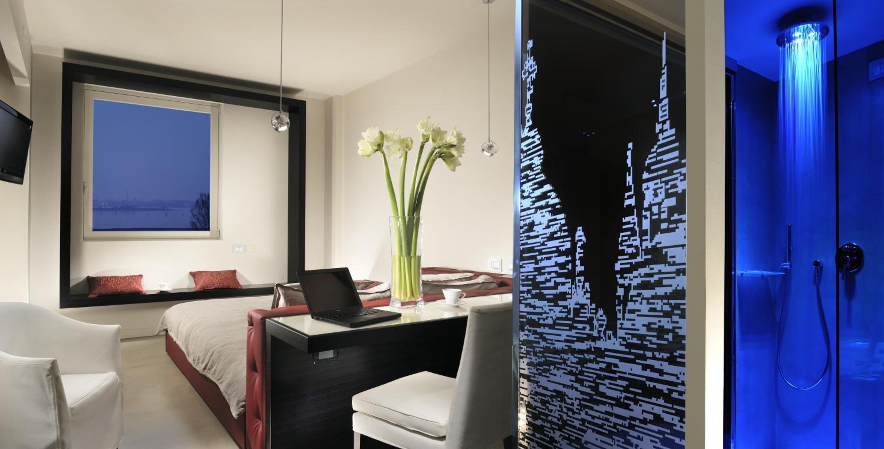 Deluxe Double Room - Photo 5