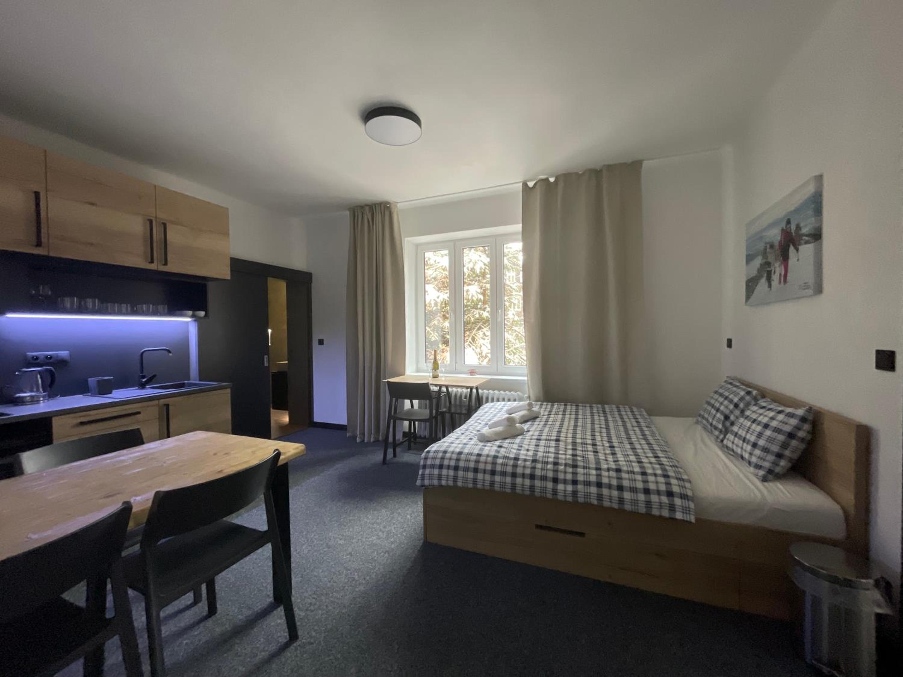 Deluxe Family Suite