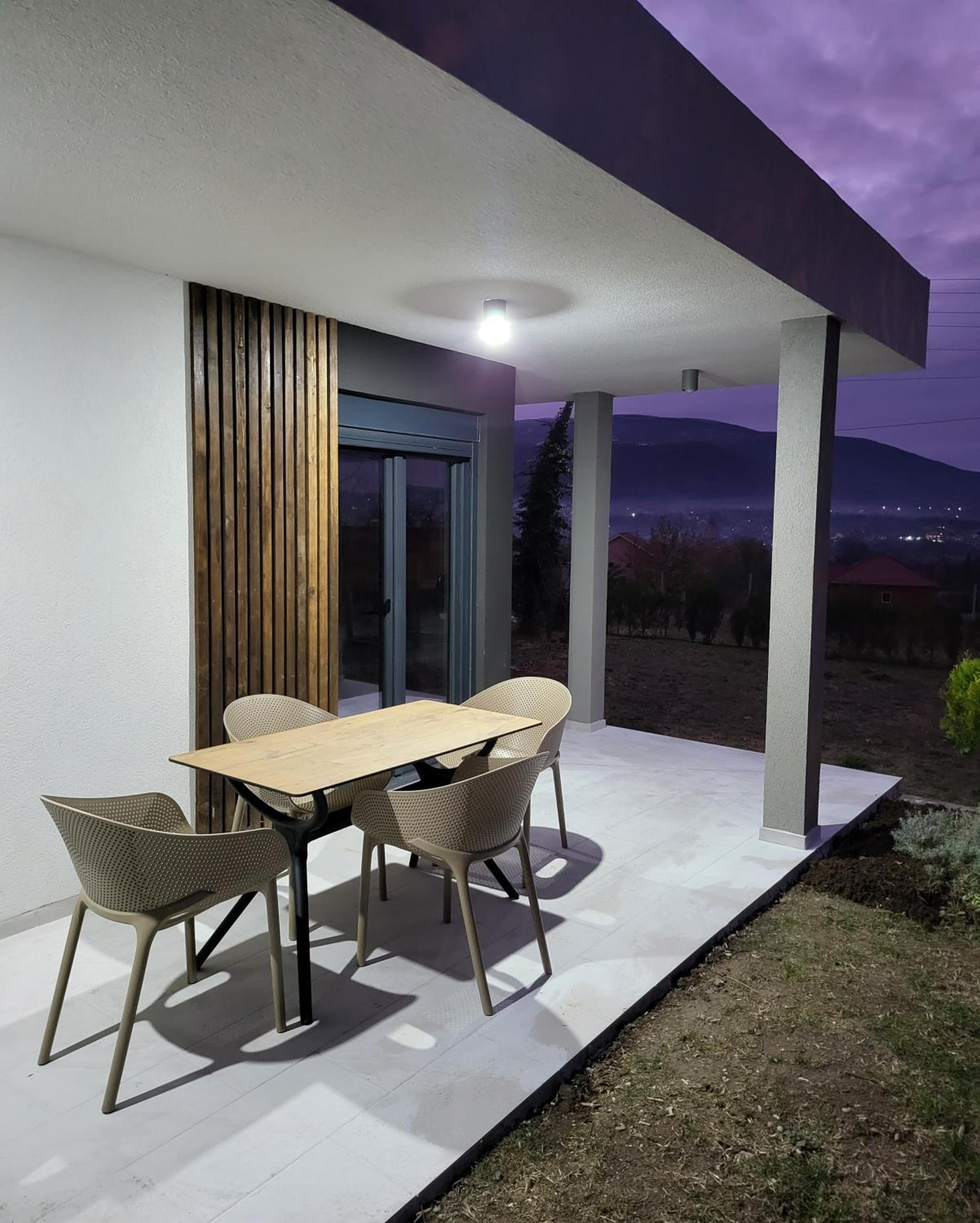 One-Bedroom House photo 3