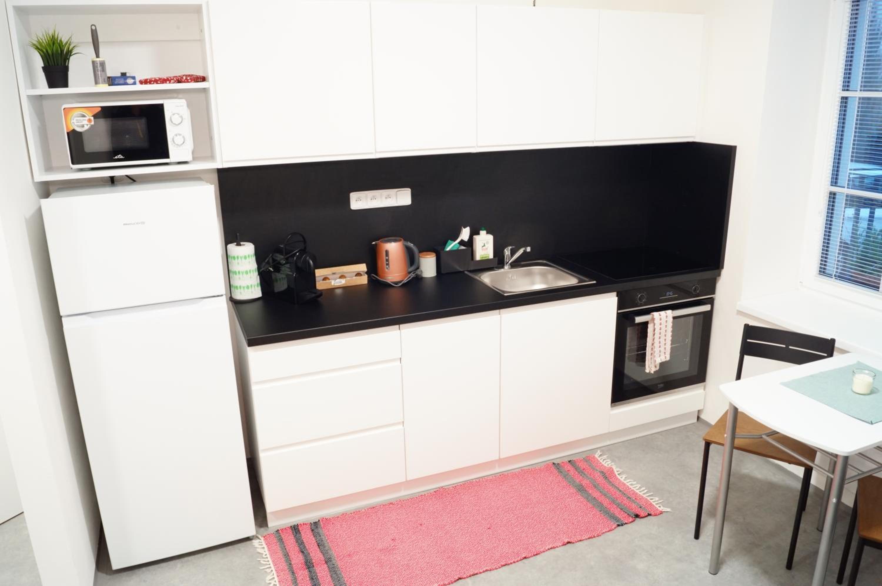 Apartment photo 2