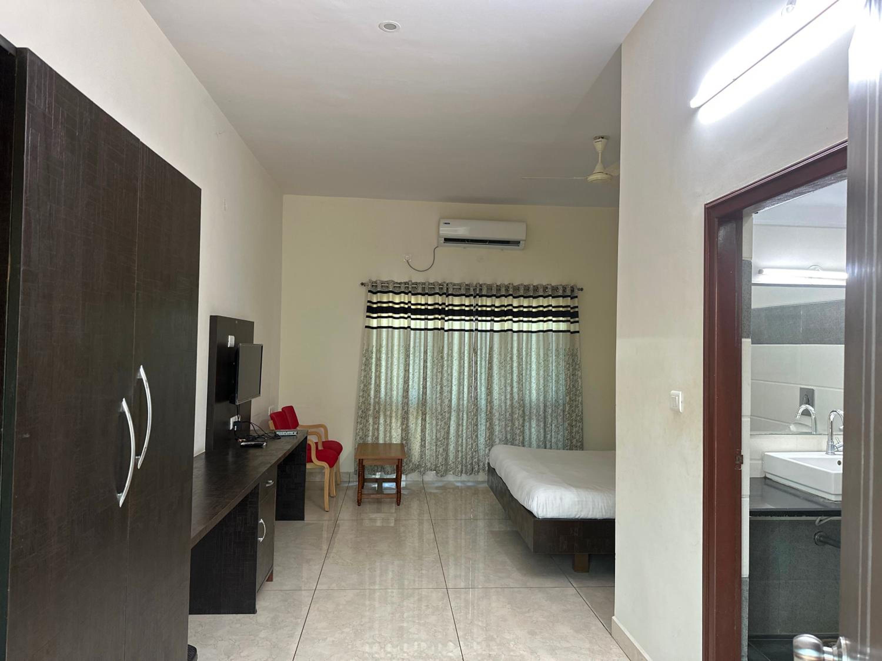 Classic Triple Room