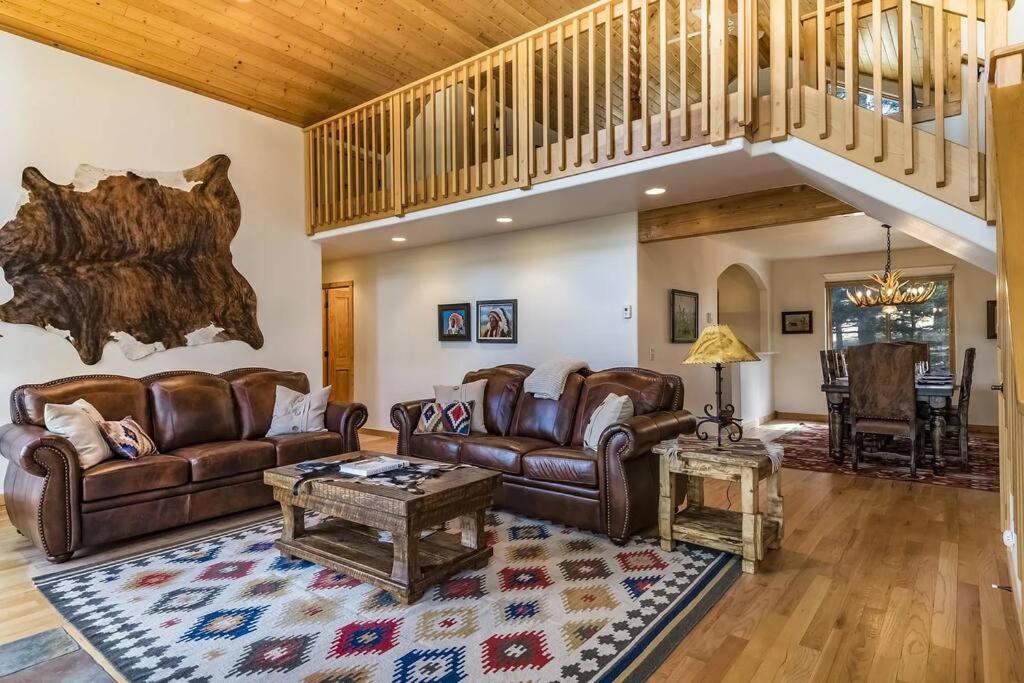 Four-Bedroom House photo 1