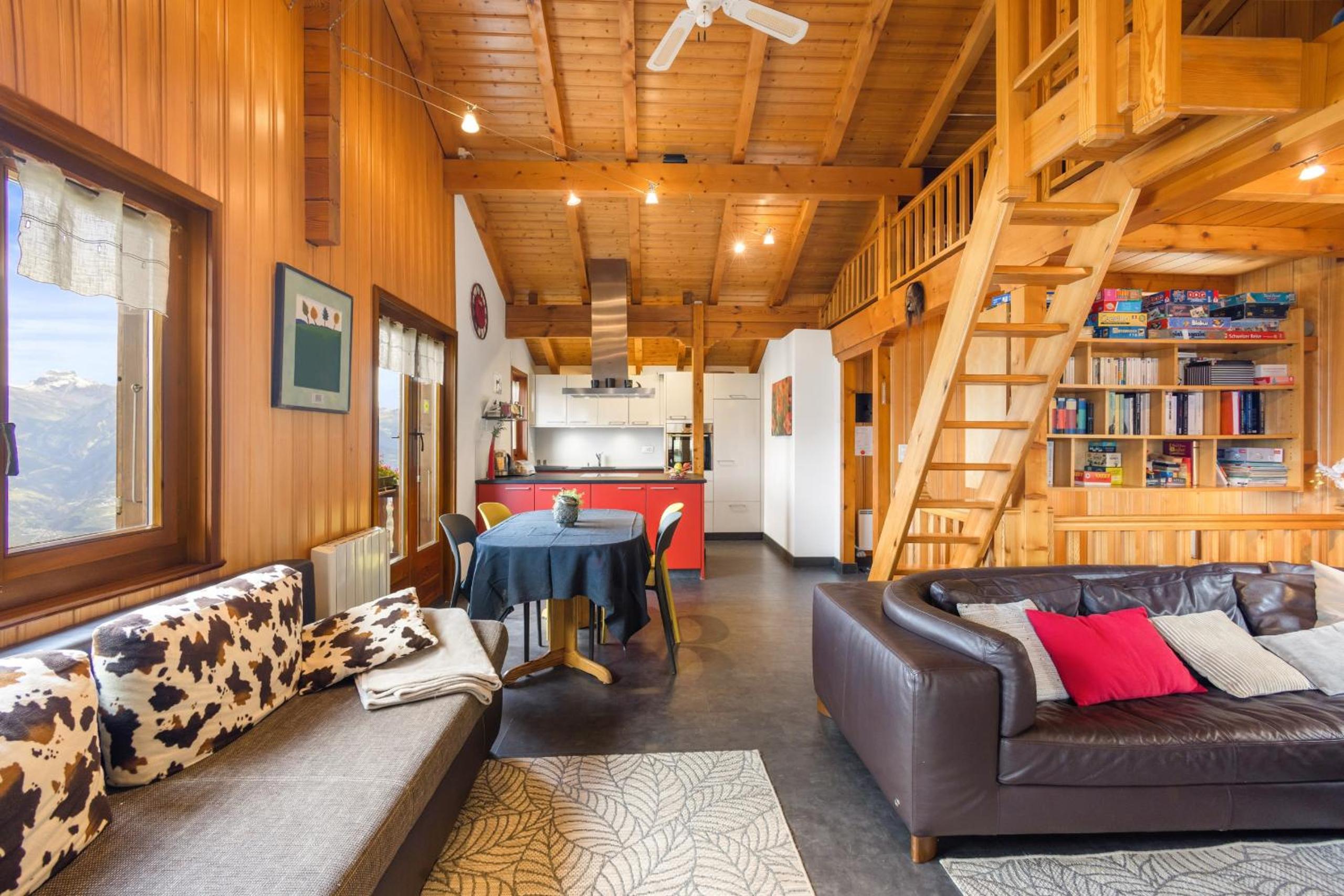Three-Bedroom Chalet photo 1