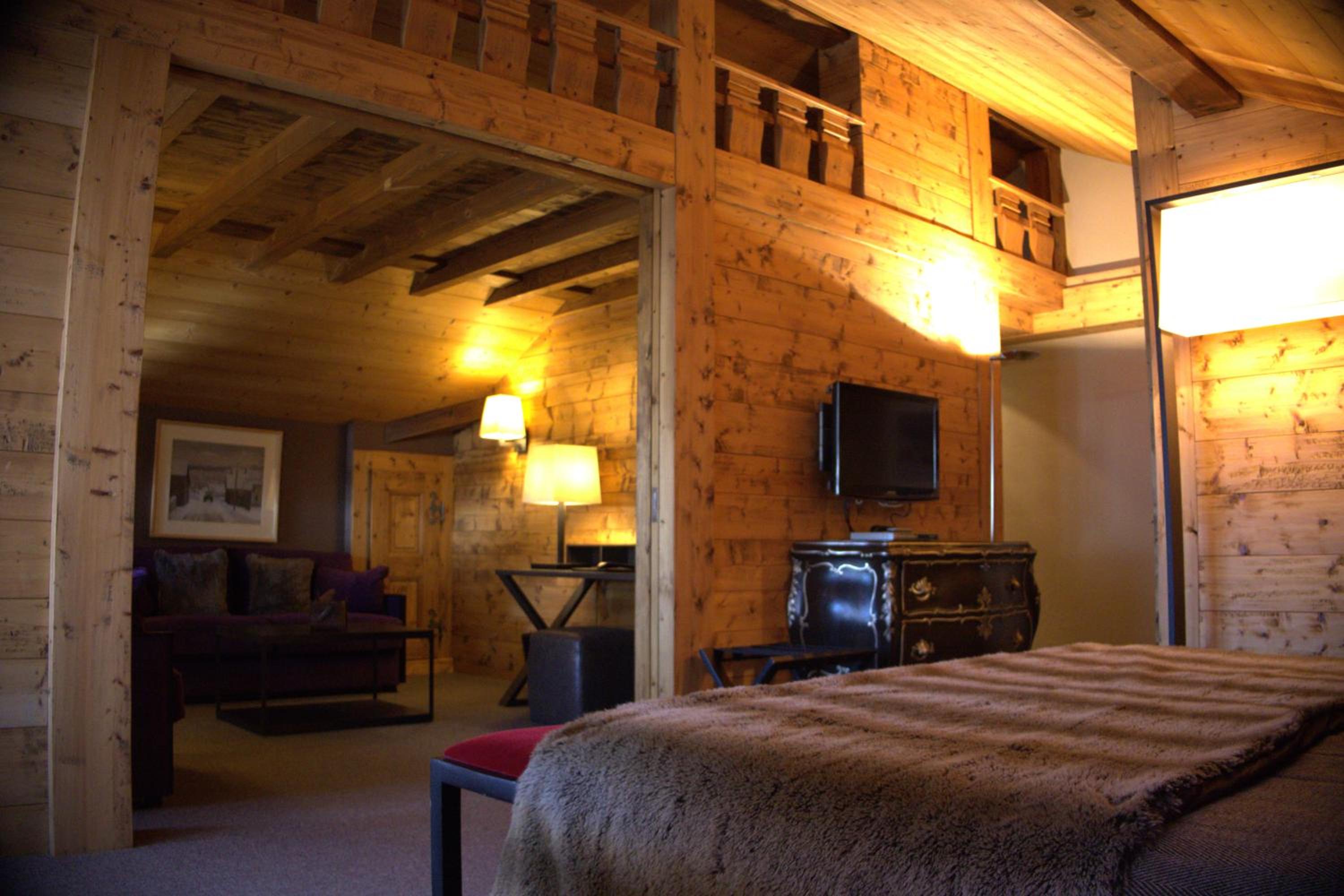 Suite (2 Adults) photo 3