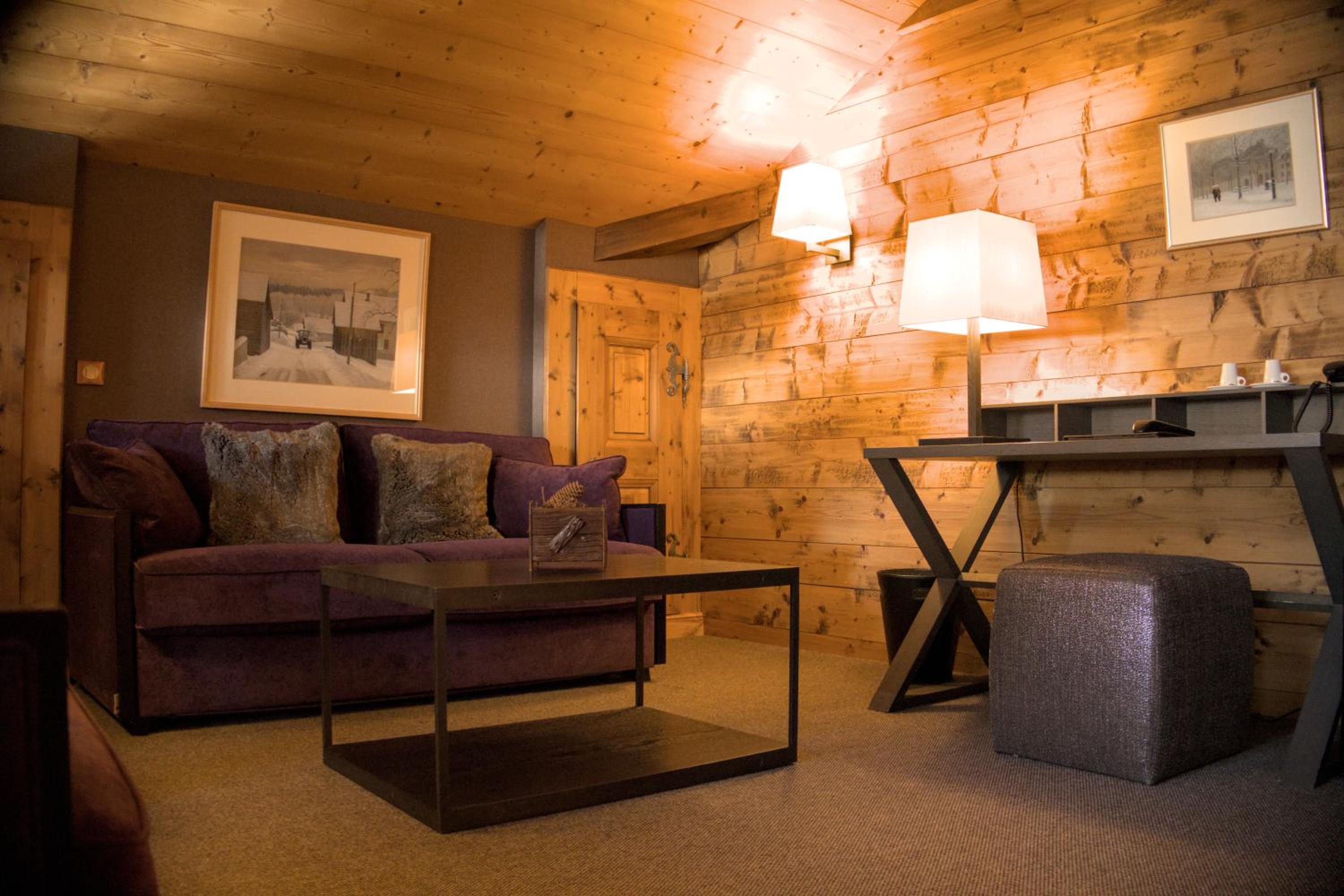 Suite (2 Adults) photo 2