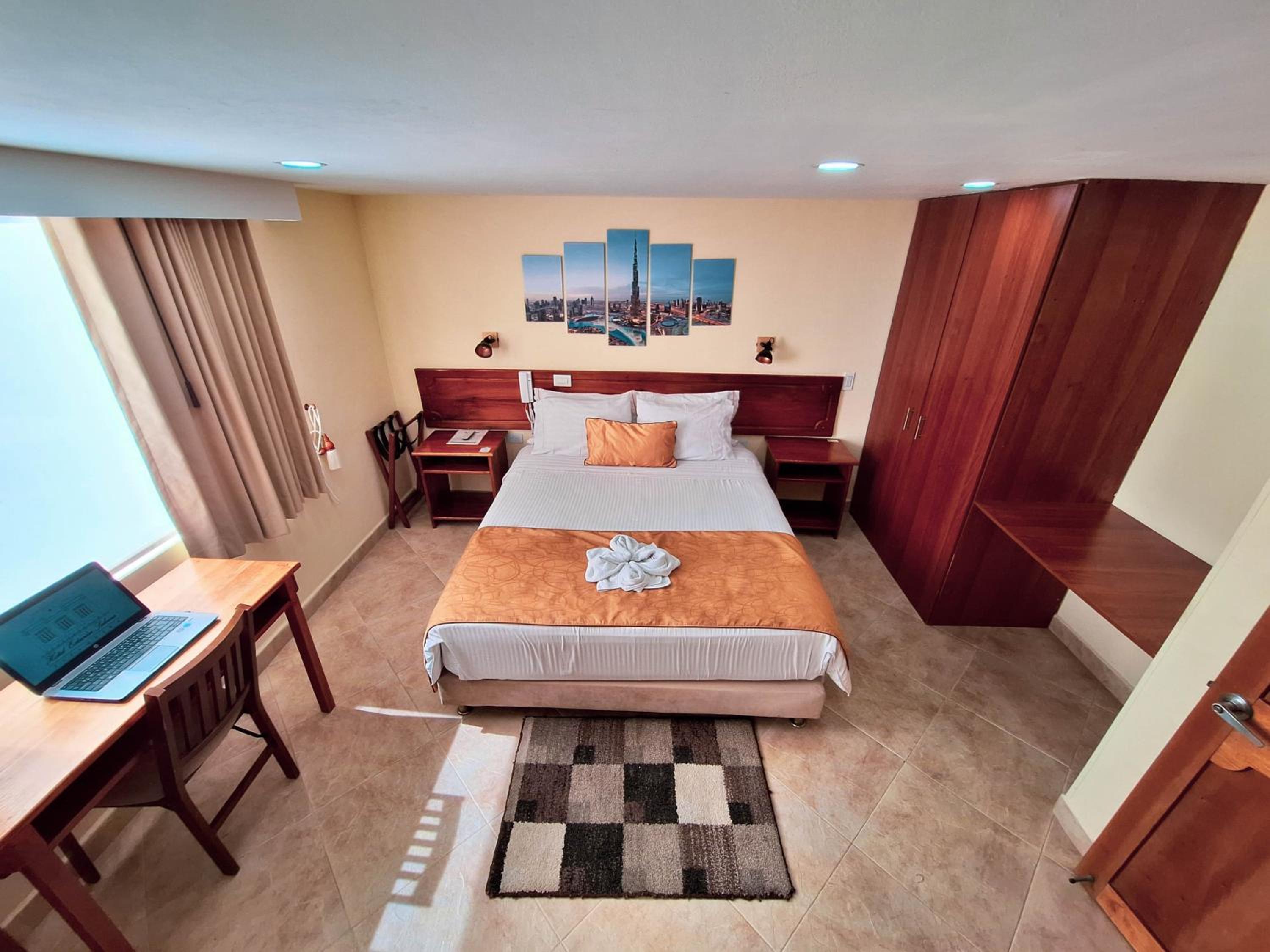 Queen Suite
